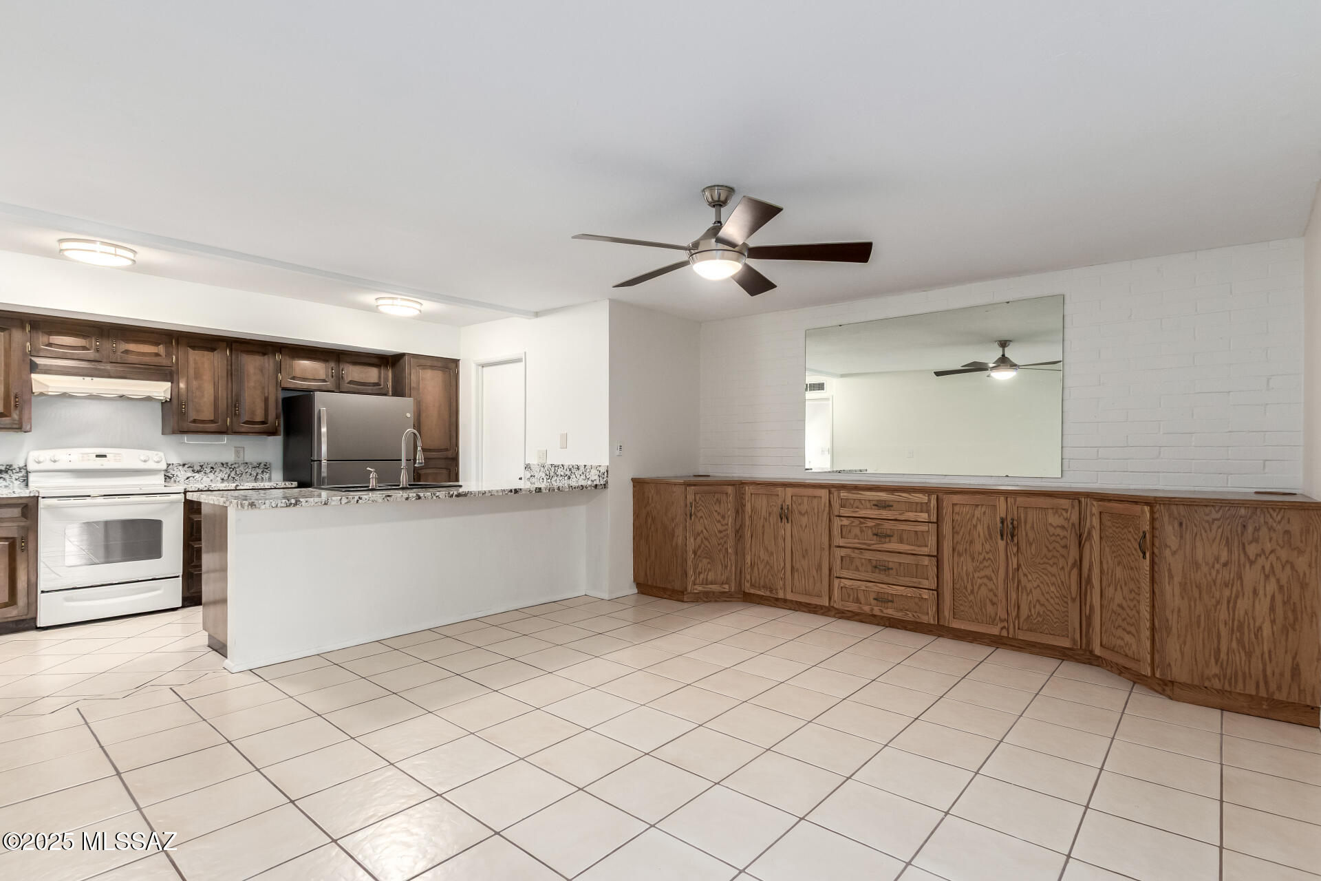 Hidden Hills East NO 3 (1-88) - Residential Lease