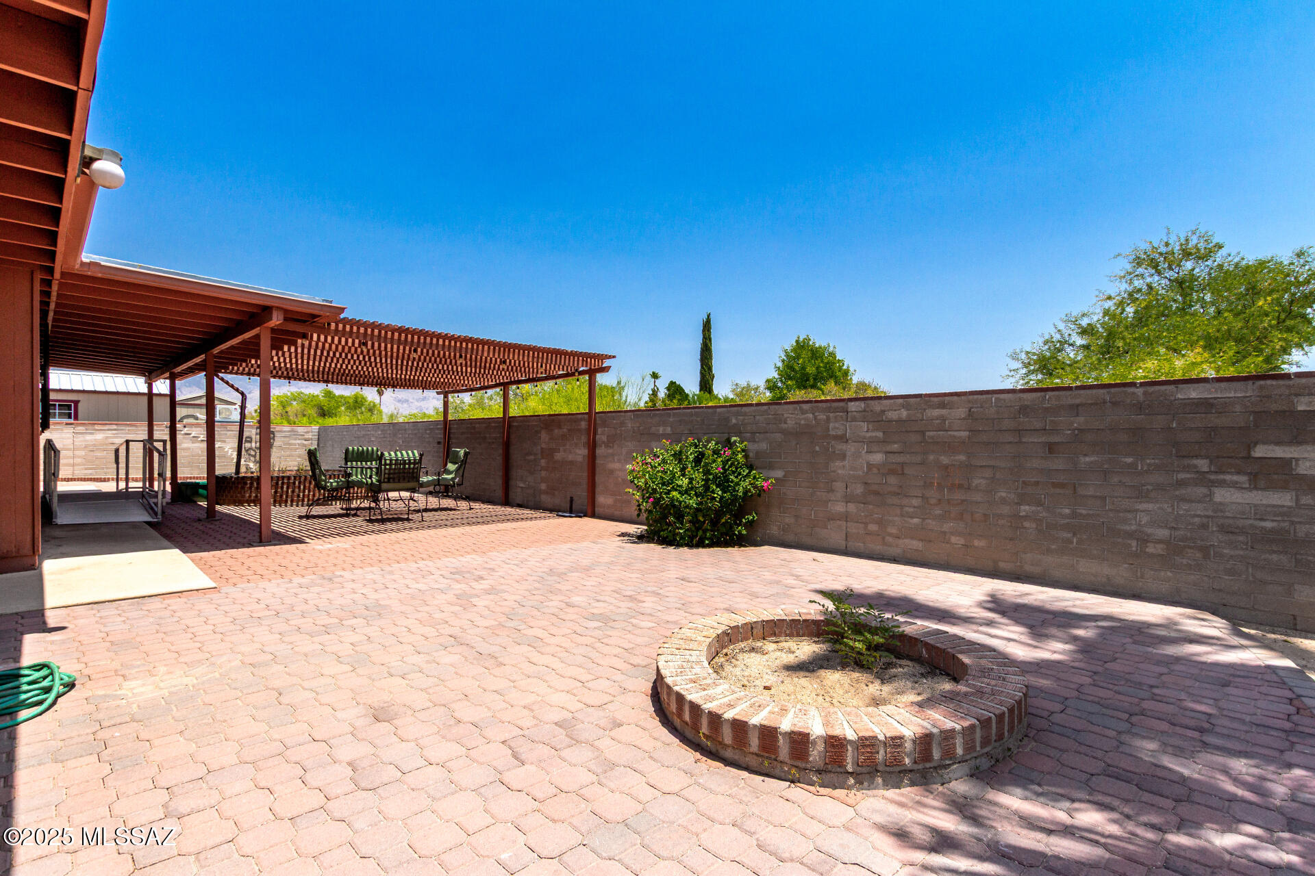 Hidden Hills East NO 3 (1-88) - Residential Lease