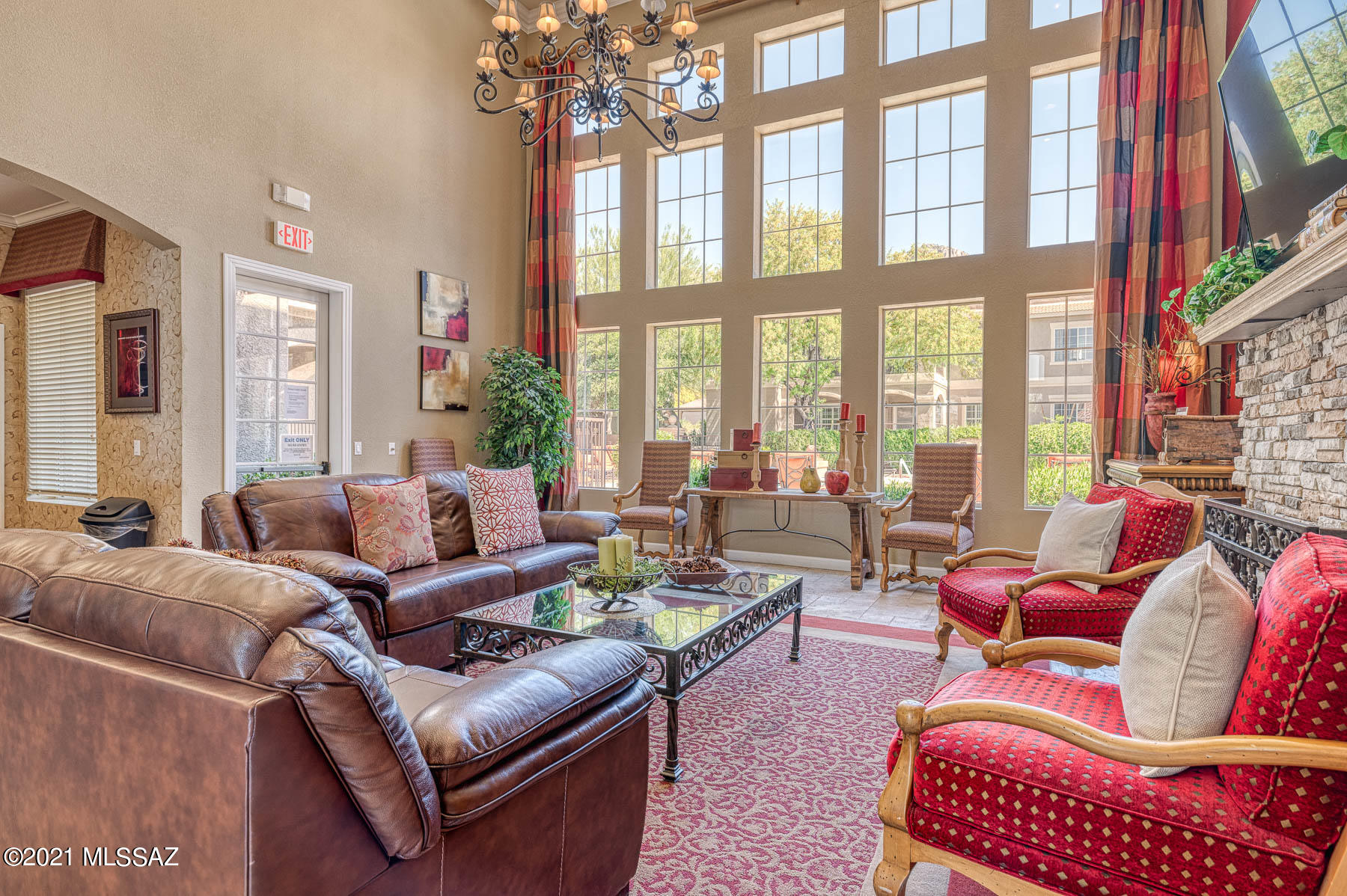 The Boulders at La Reserve Condominiums - Residential