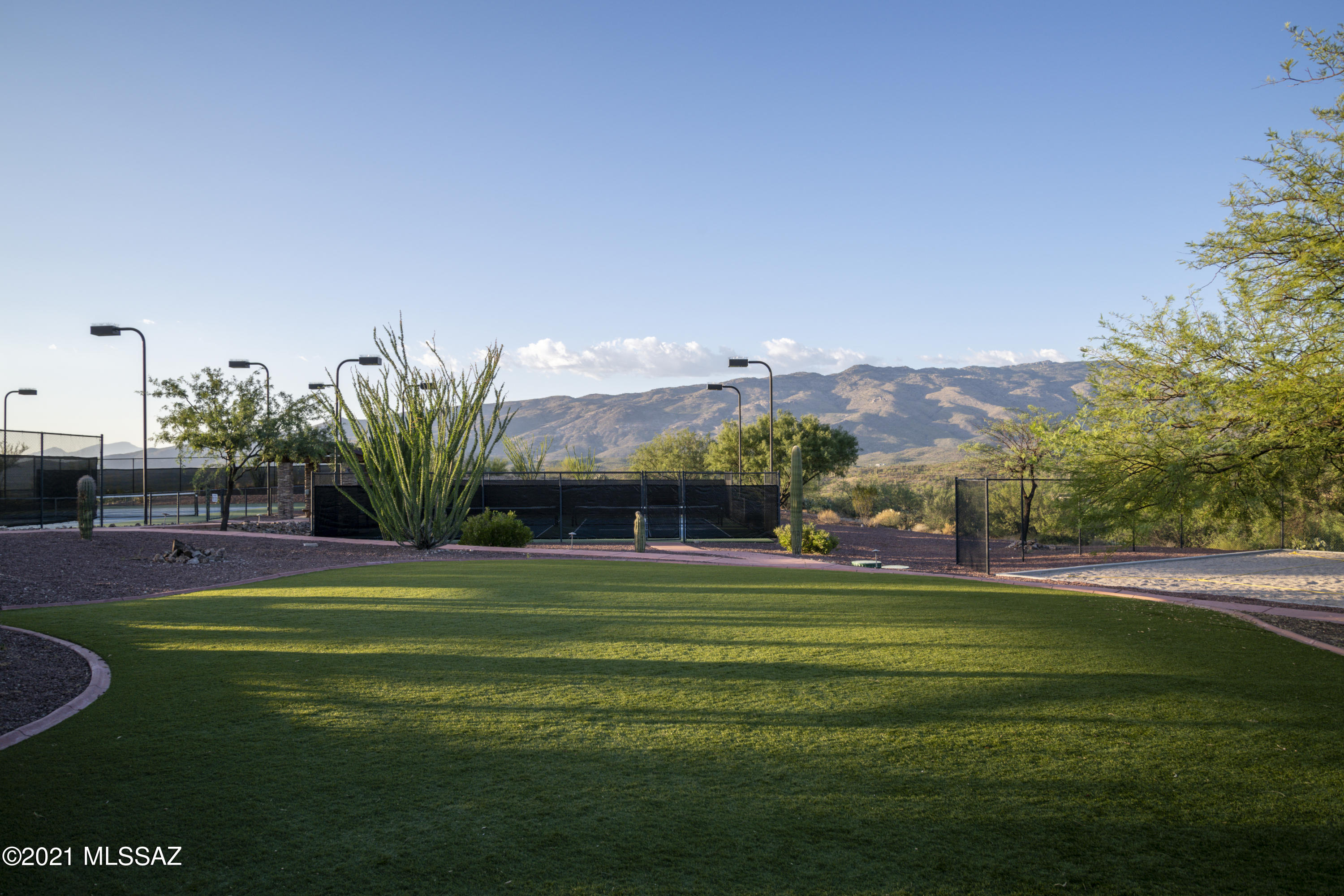 Coyote Creek (1-395) - Land