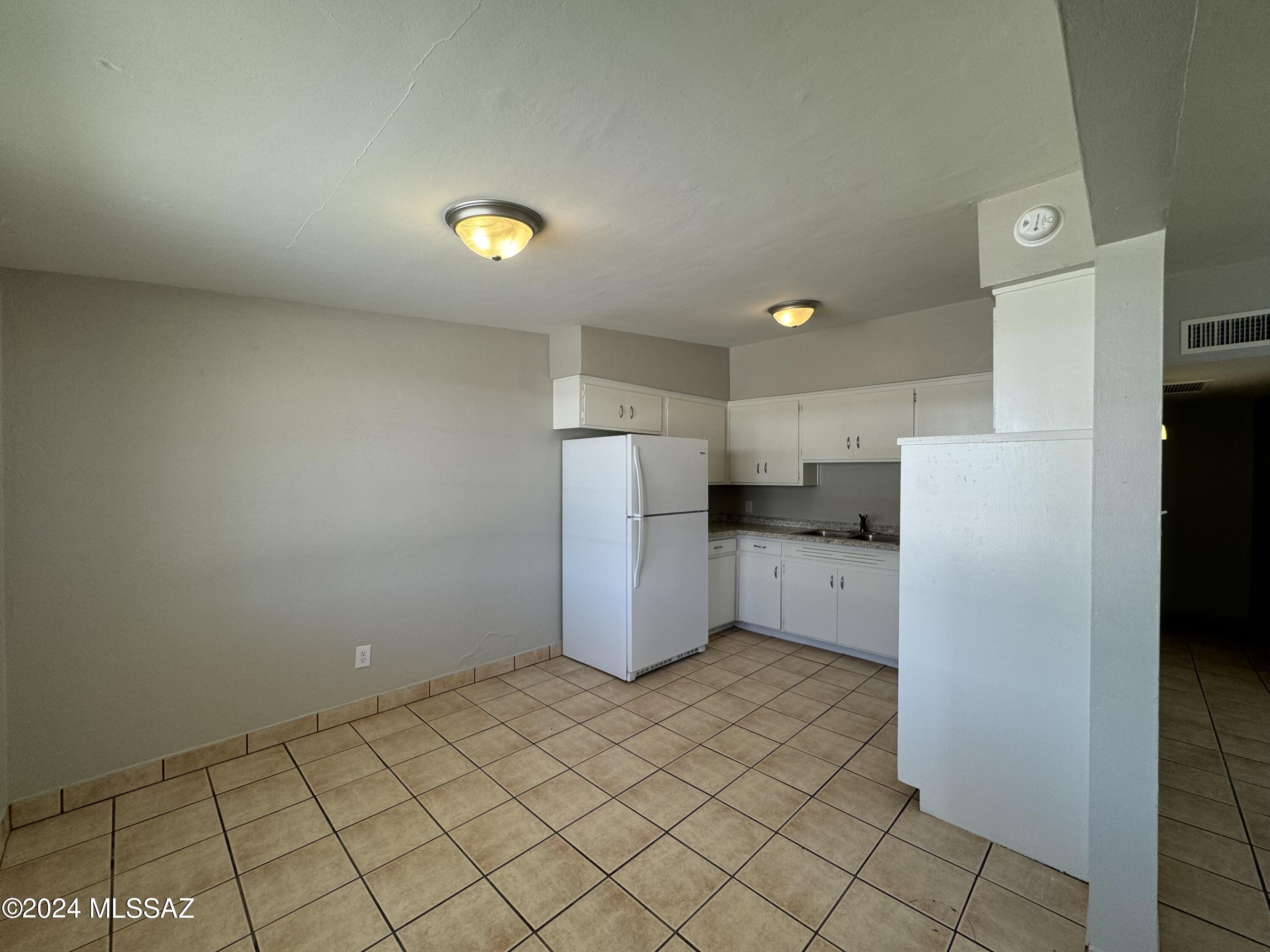 Craycroft Add - Residential Lease