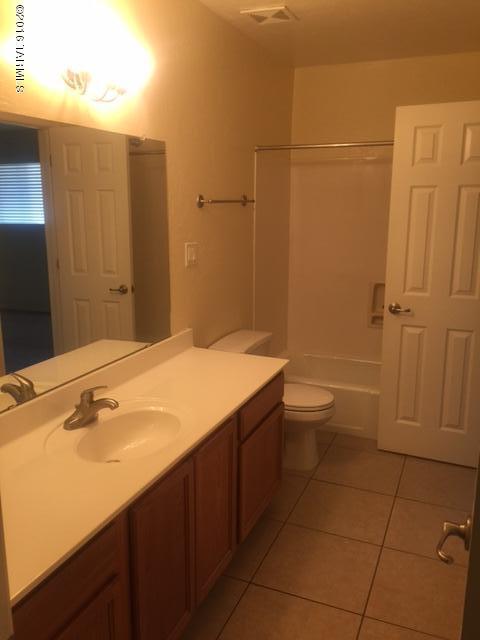 Villa Venice Condos - Residential Lease