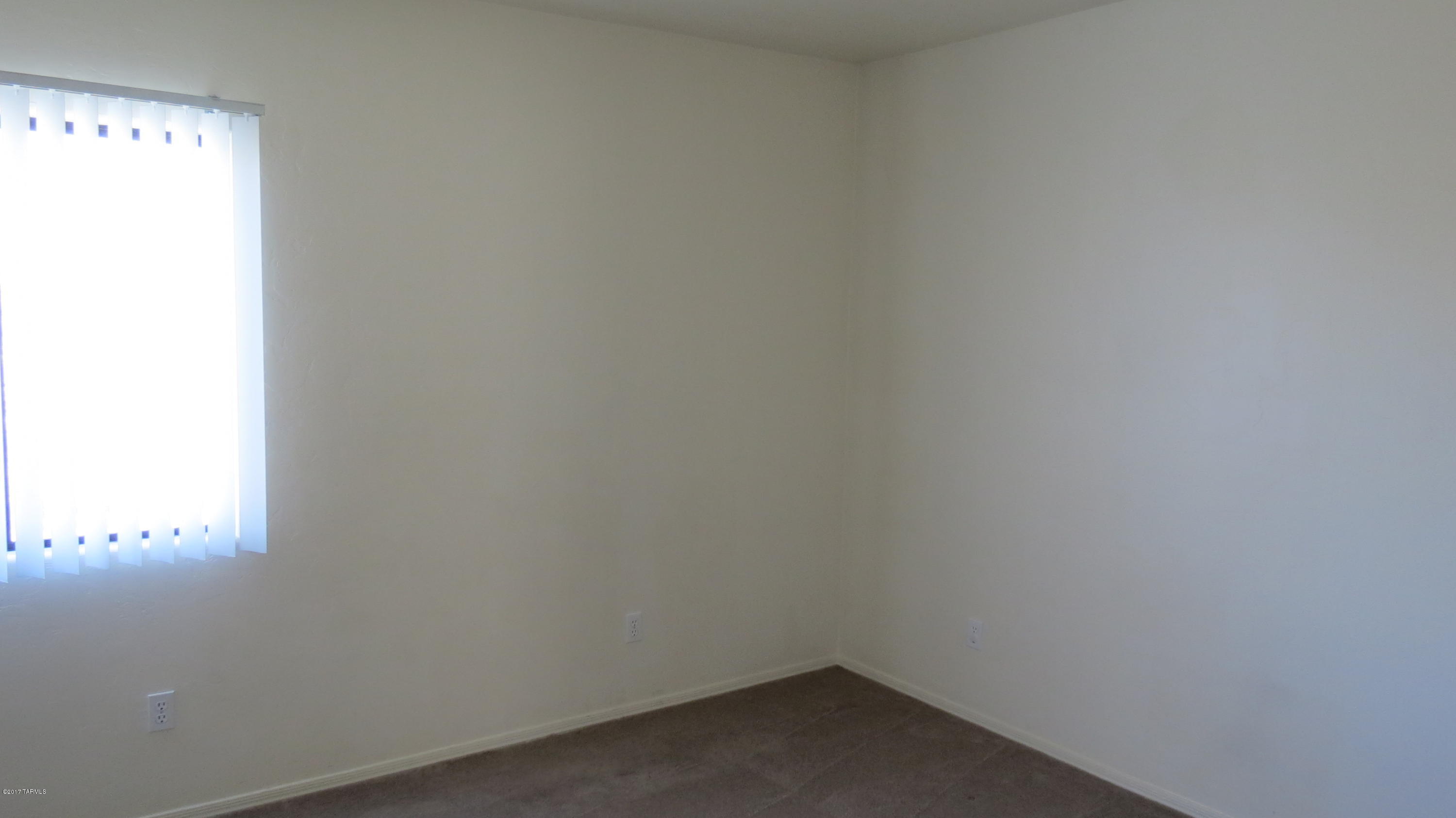 Unsubdivided - Residential Lease