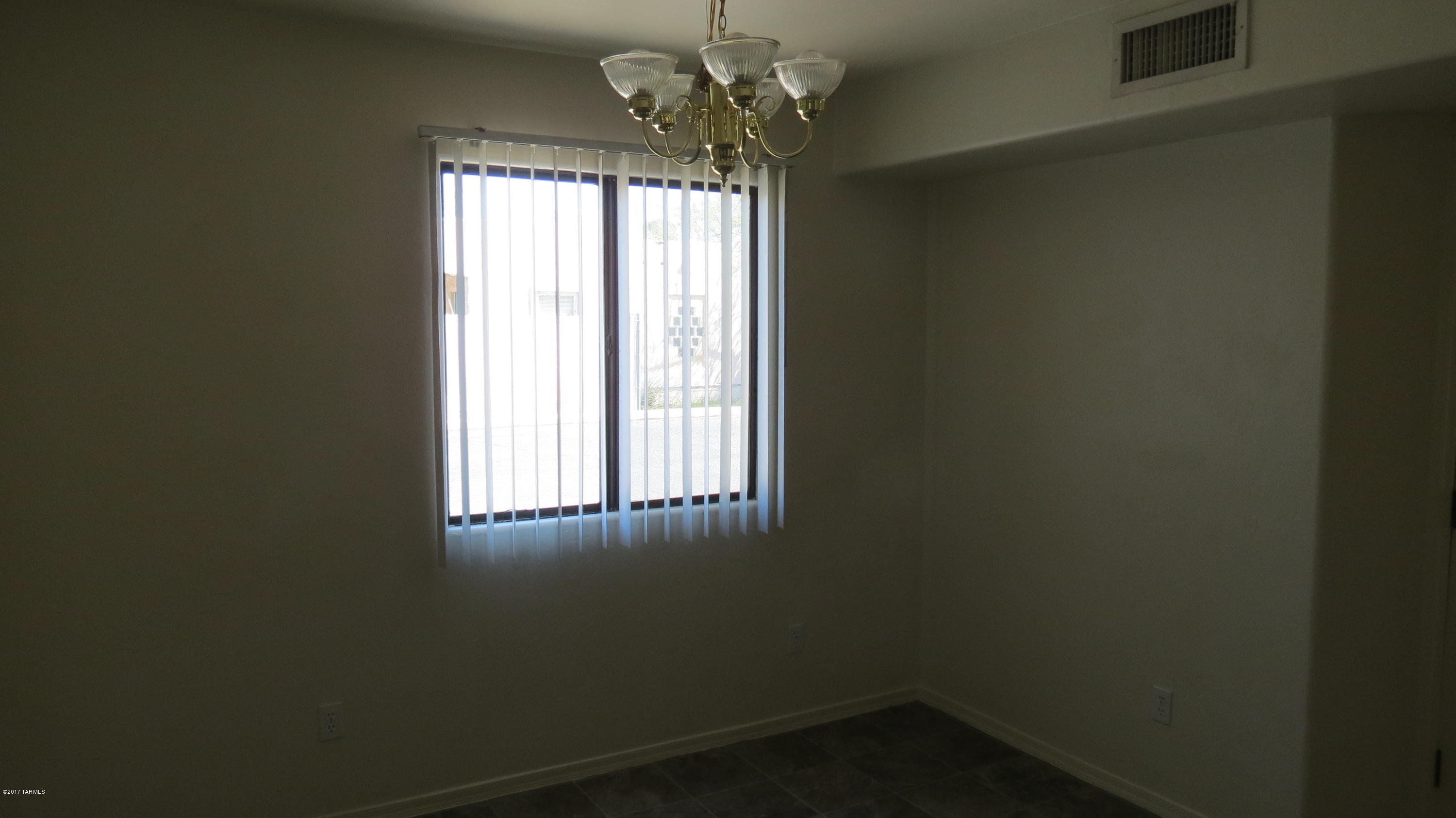 Unsubdivided - Residential Lease