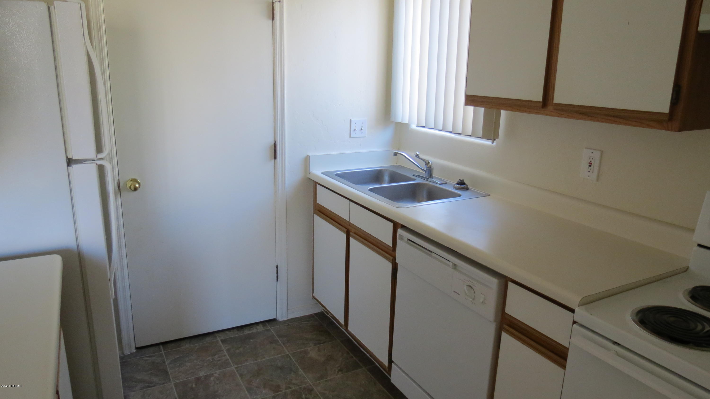 Unsubdivided - Residential Lease