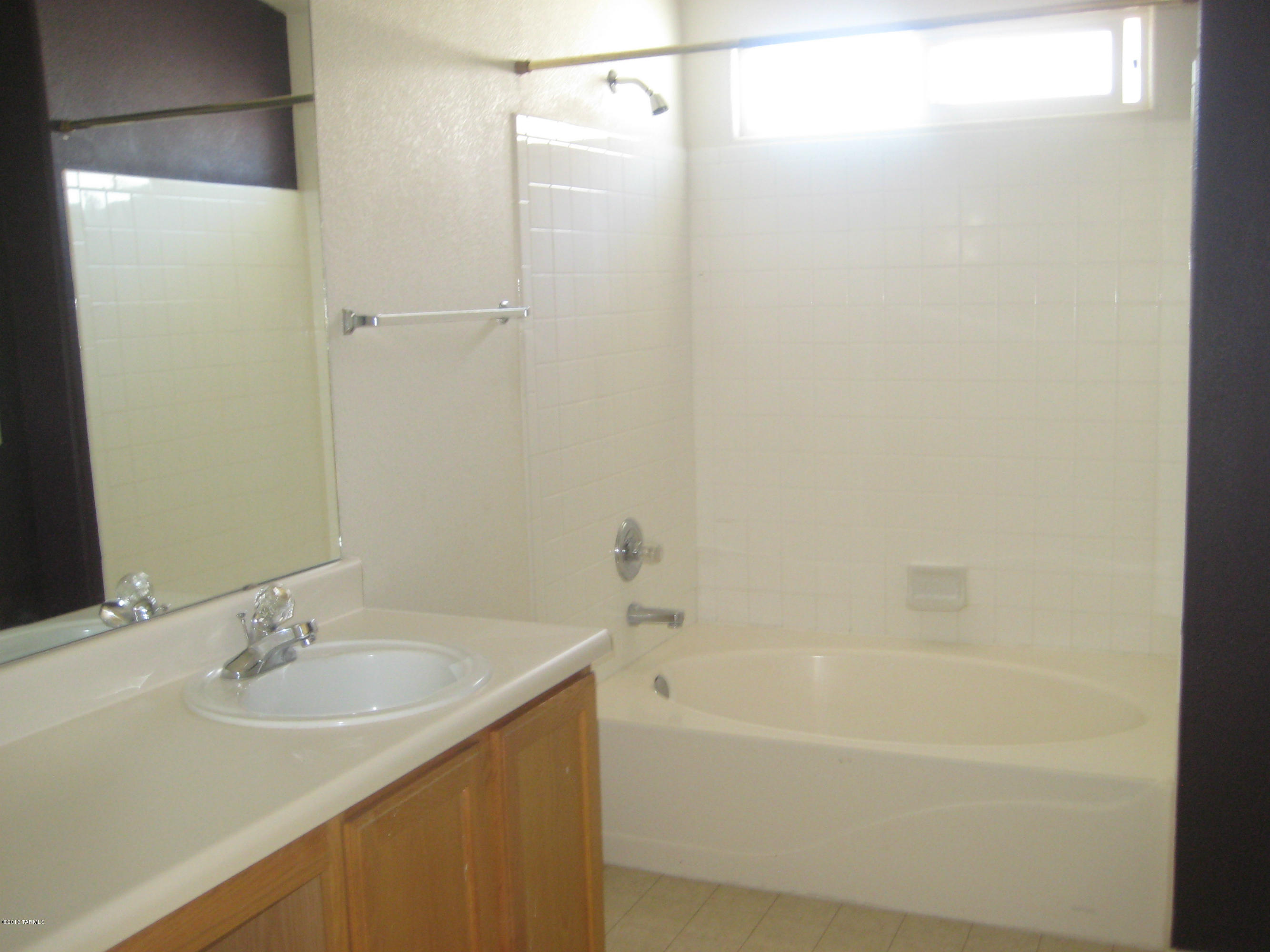 Rancho Vistoso Neighborhood 2 Ph2 (163-180, 221-244, 262-318) - Residential Lease