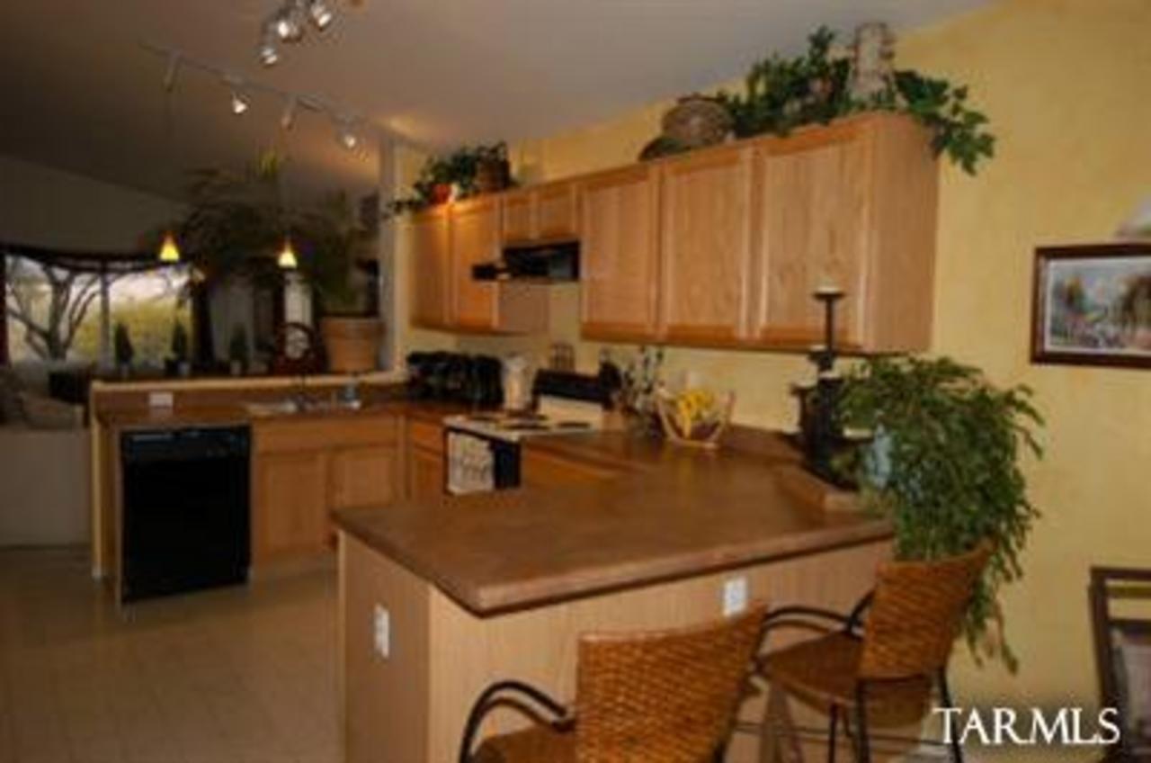 Rancho Vistoso Neighborhood 2 Ph2 (163-180, 221-244, 262-318) - Residential Lease