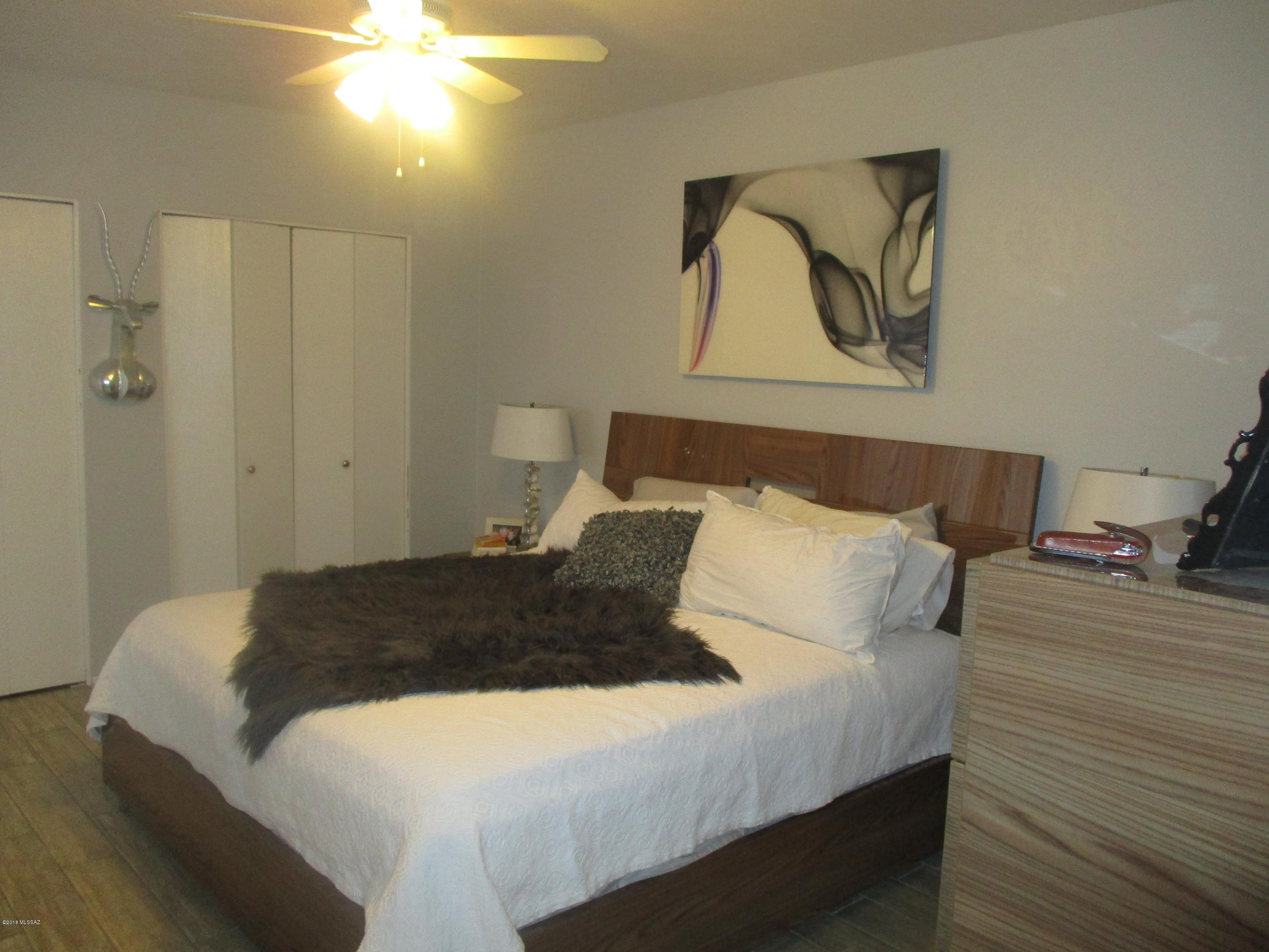 Pantano Townhomes (1-118) - Residential Lease