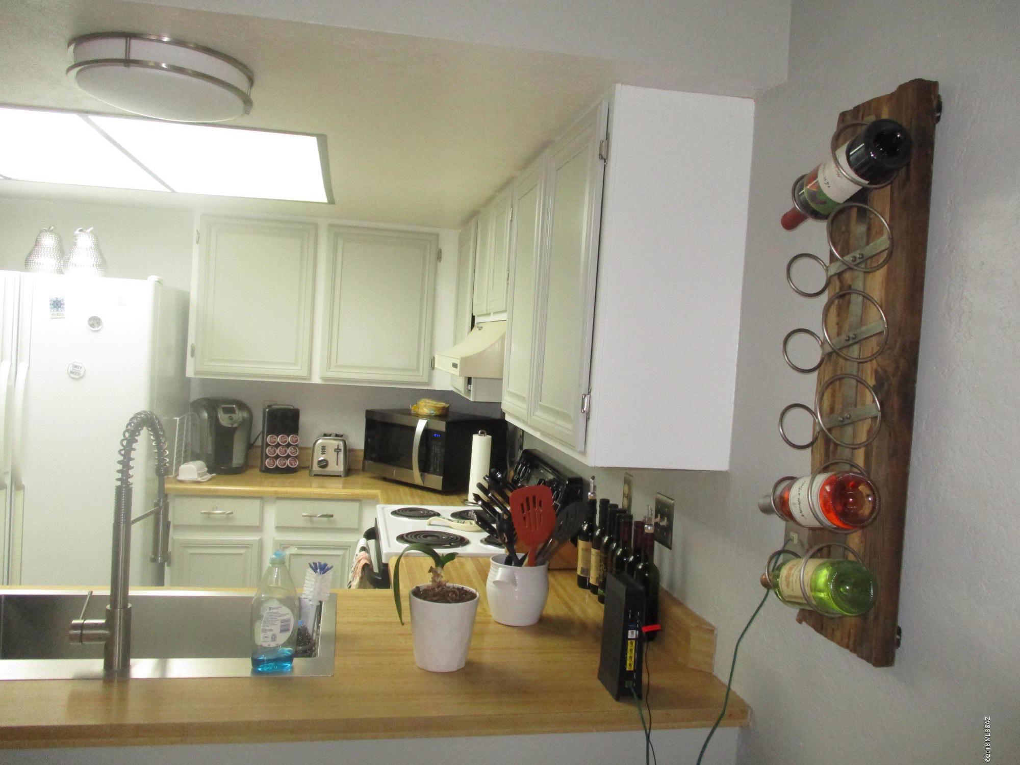 Pantano Townhomes (1-118) - Residential Lease