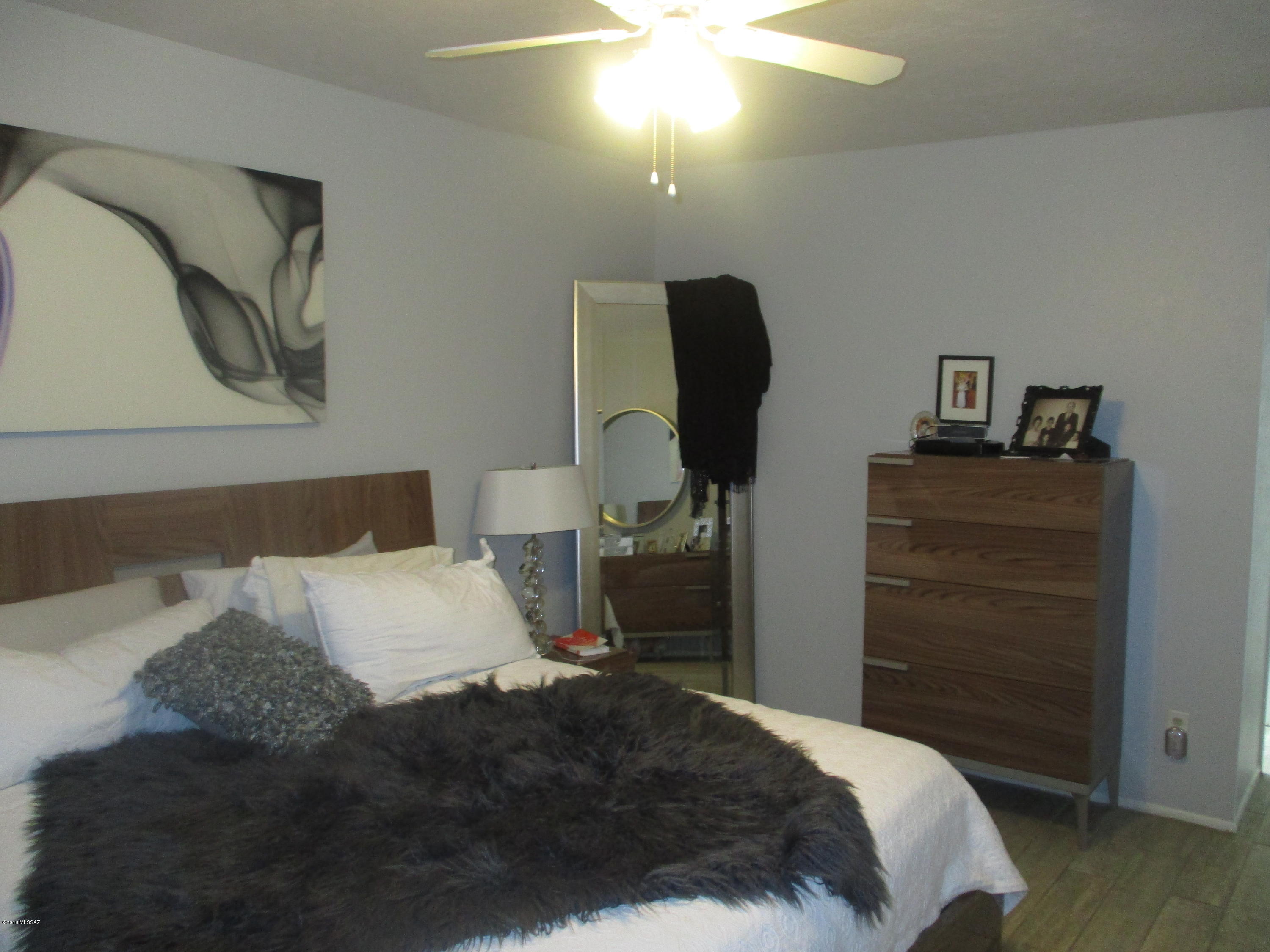 Pantano Townhomes (1-118) - Residential Lease