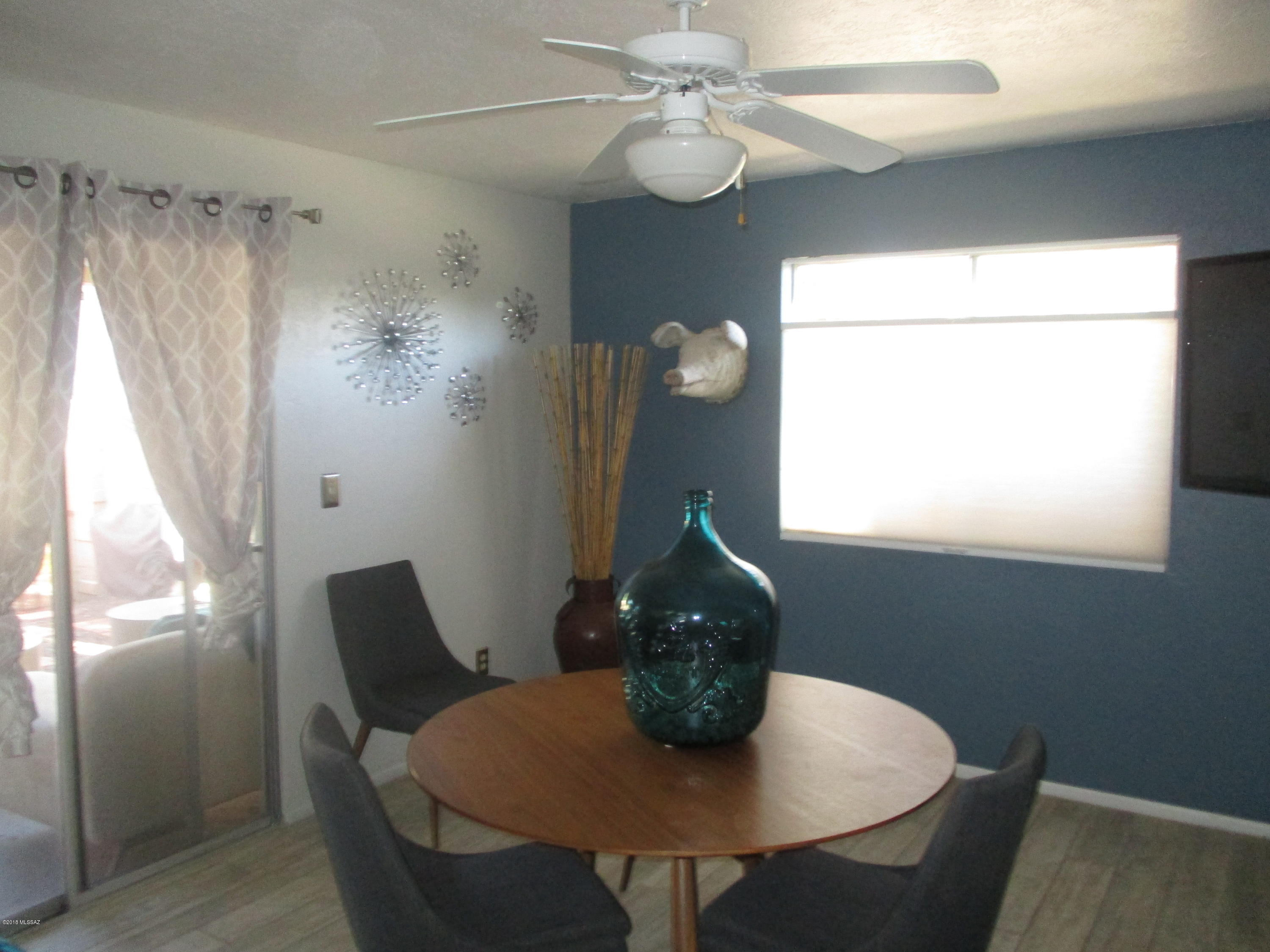 Pantano Townhomes (1-118) - Residential Lease