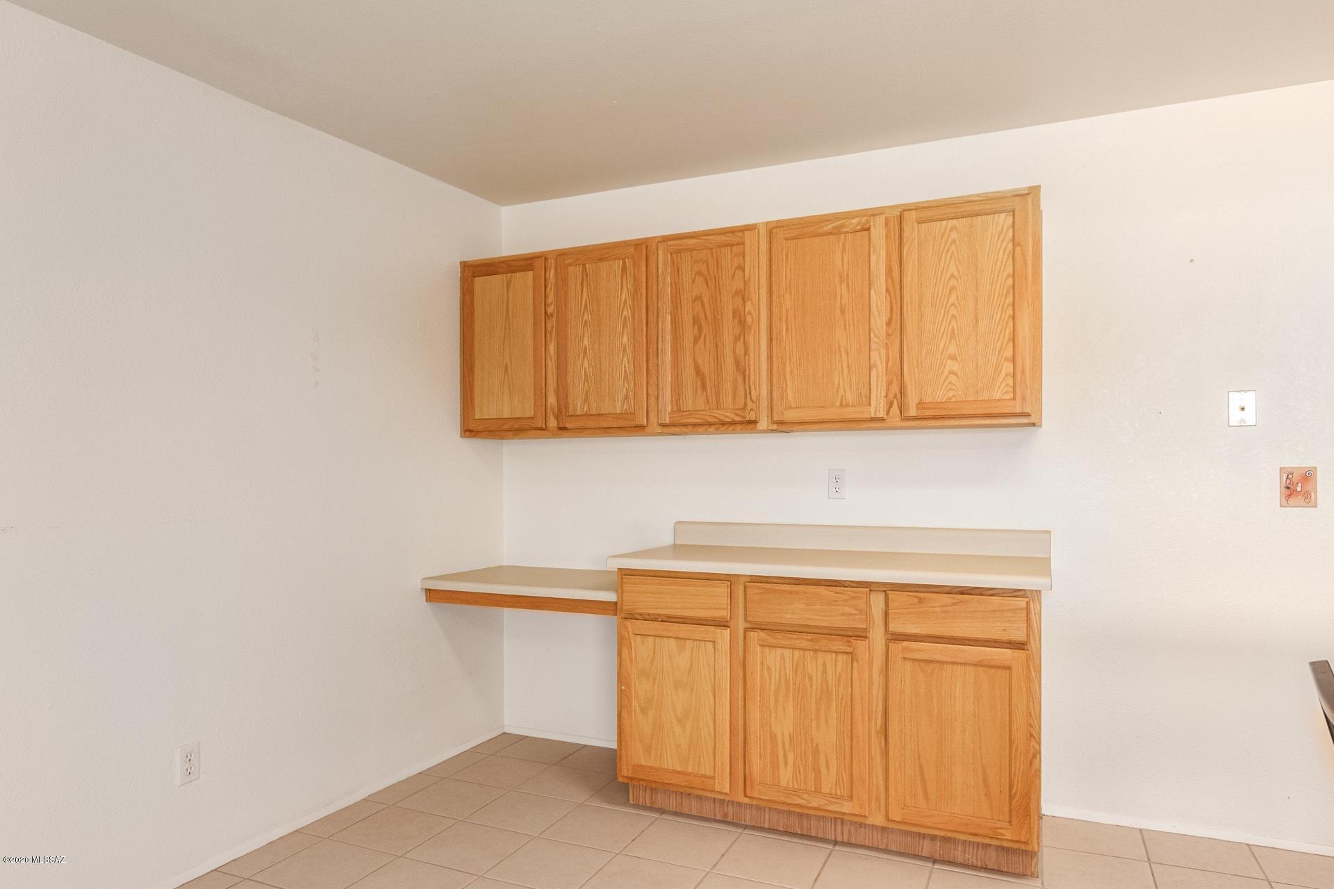 Lakeside NO. 4 (294-393) - Residential