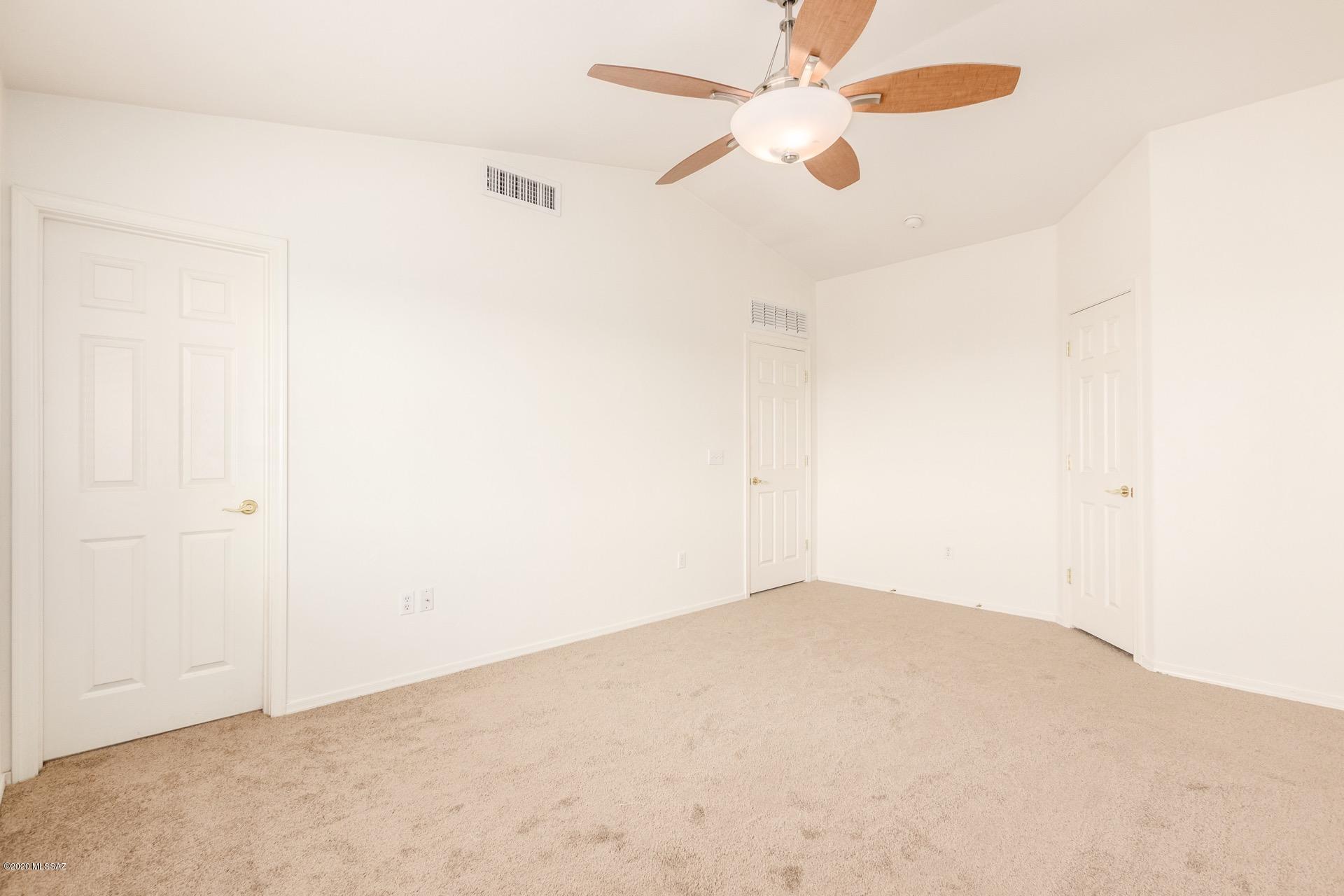 Valle Hermoso - Residential