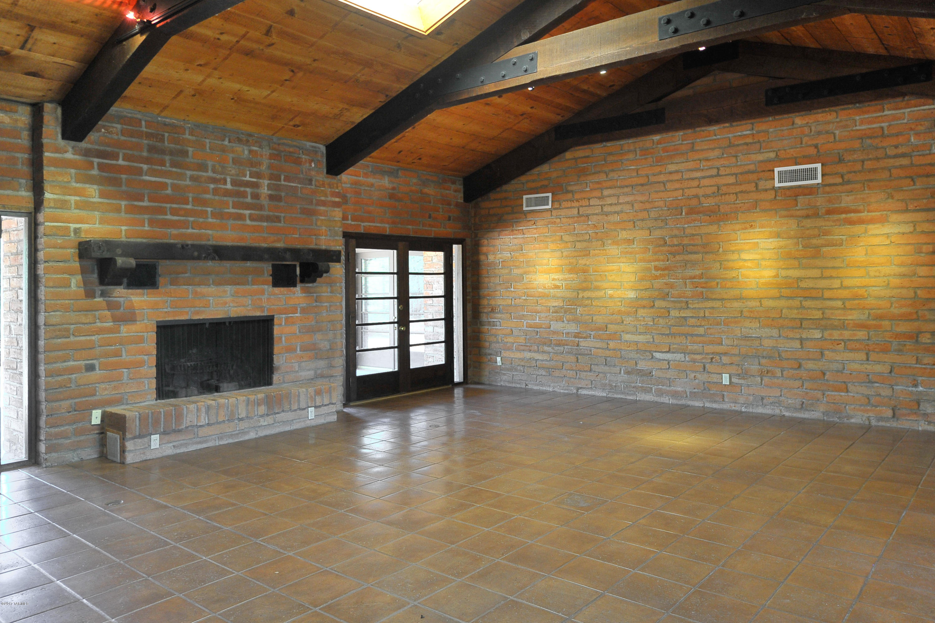 La Cebadilla Estates (1-161) - Residential Lease