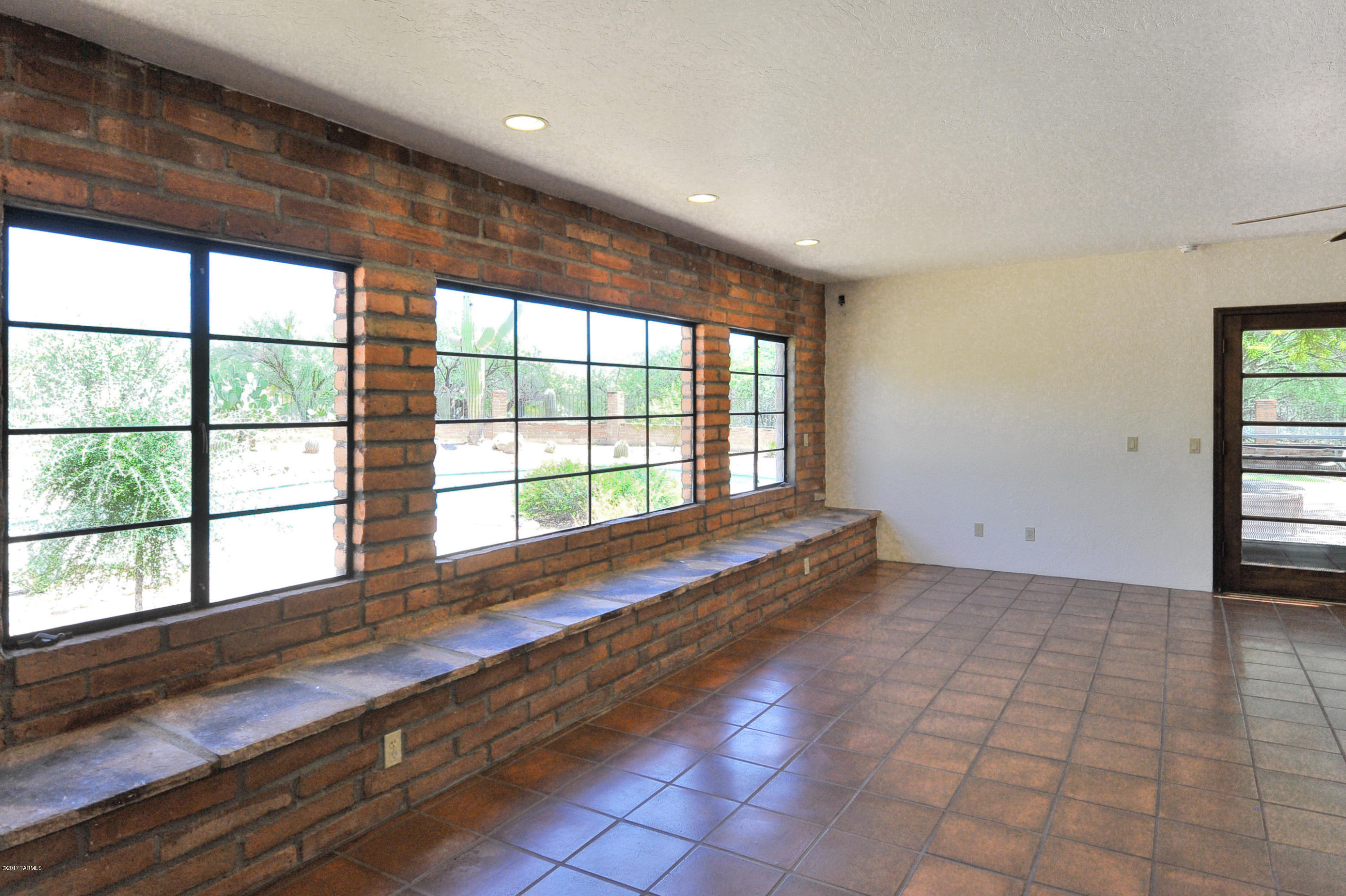 La Cebadilla Estates (1-161) - Residential Lease