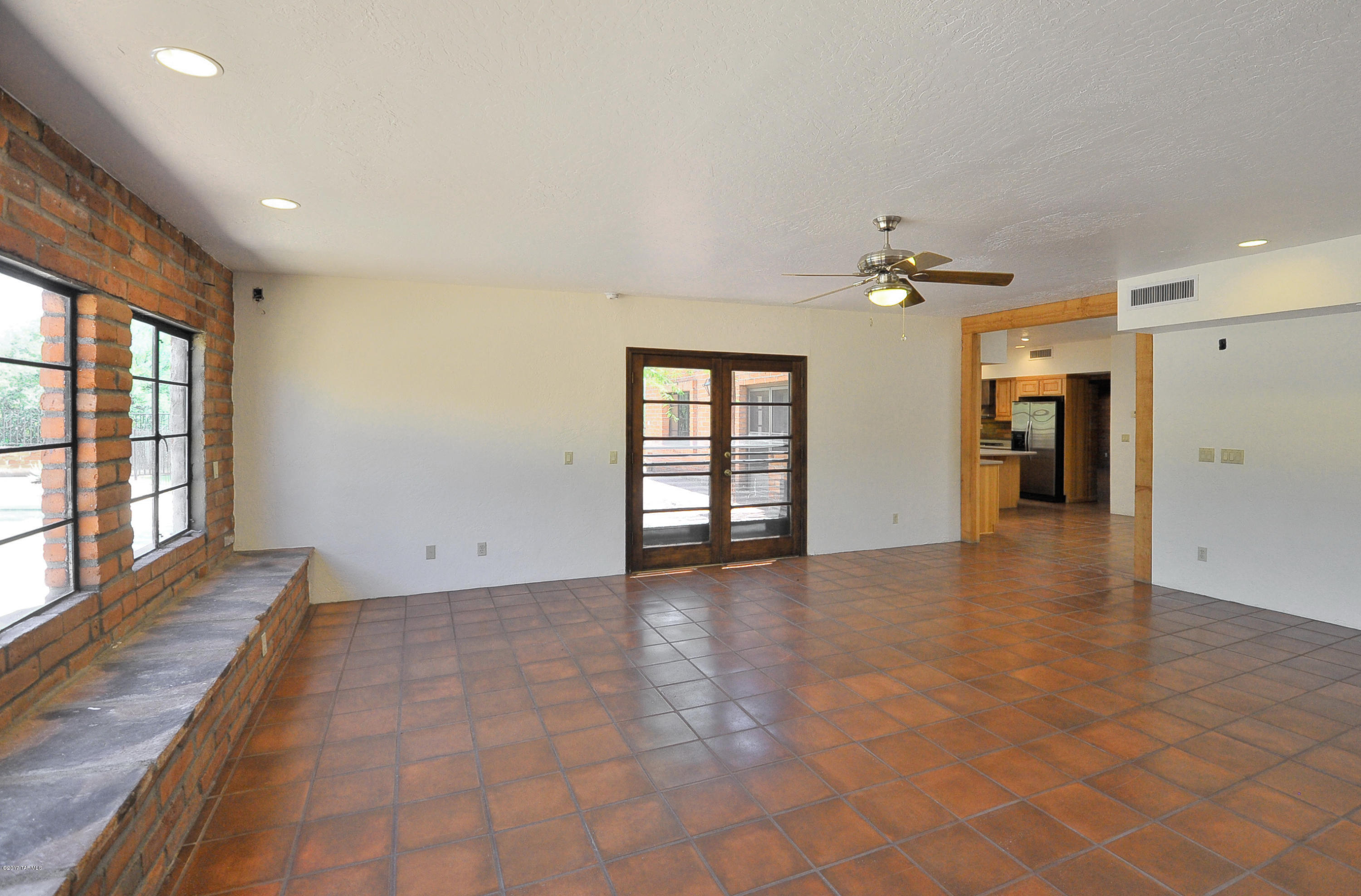 La Cebadilla Estates (1-161) - Residential Lease