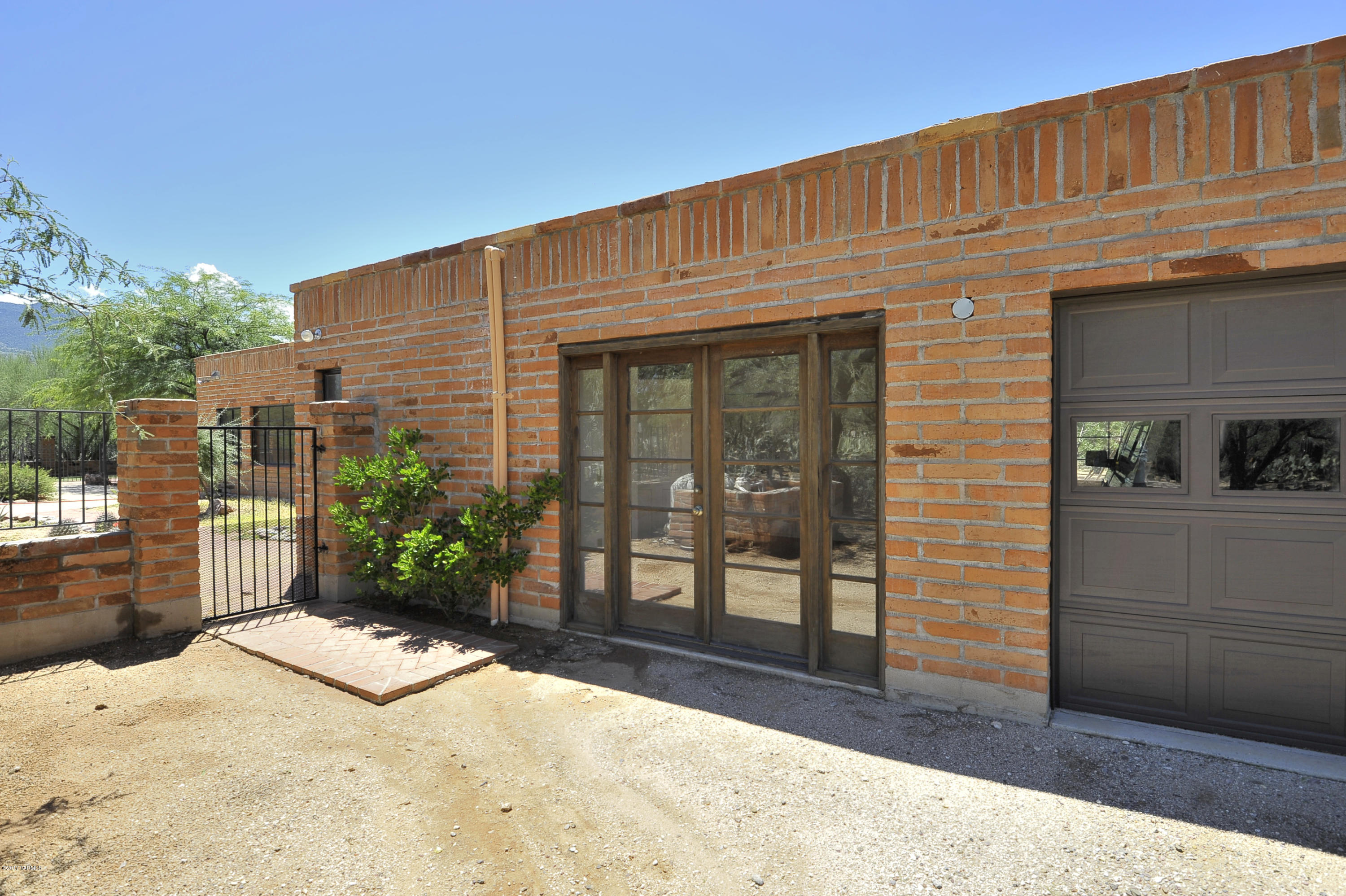 La Cebadilla Estates (1-161) - Residential Lease