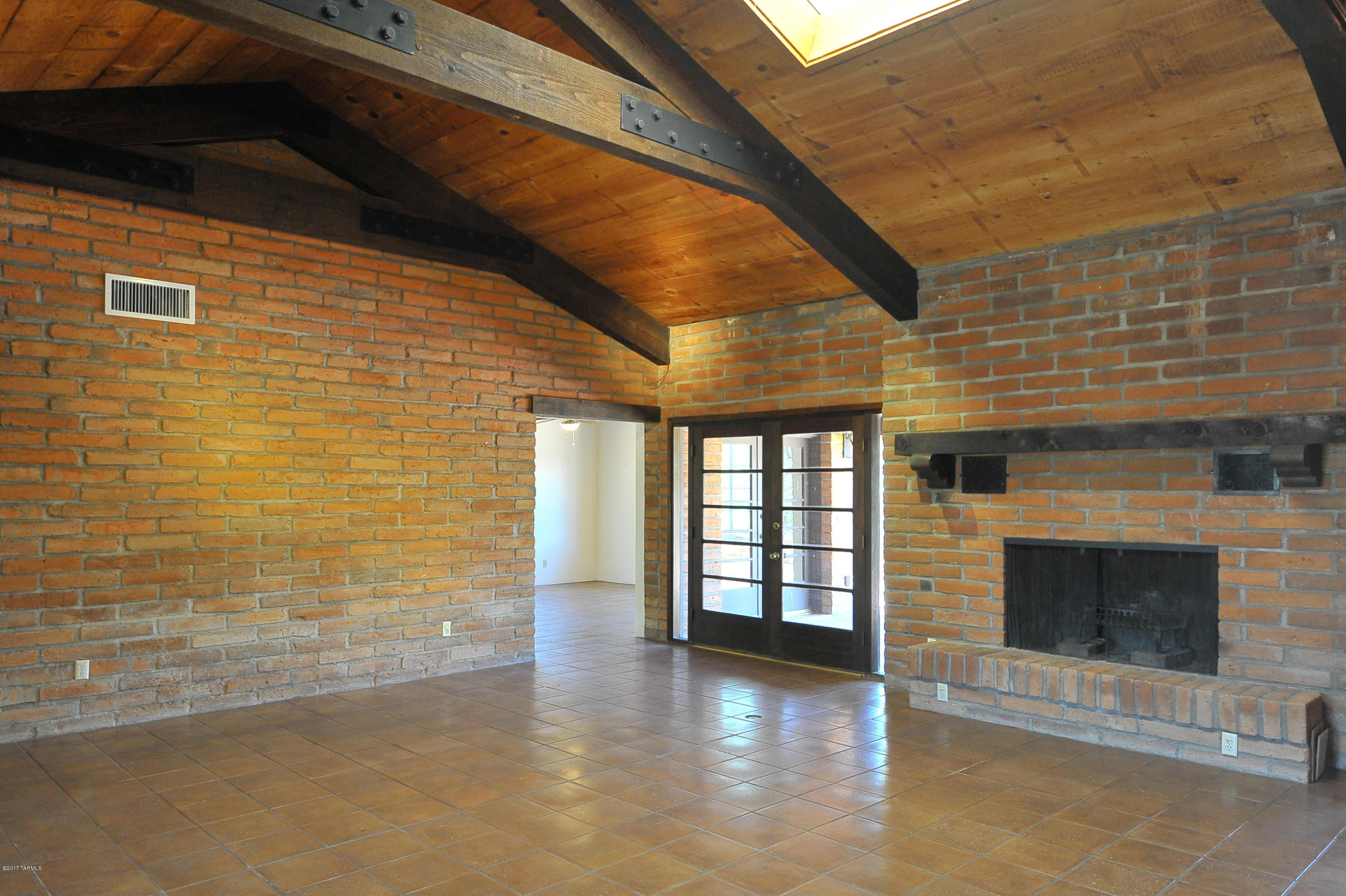 La Cebadilla Estates (1-161) - Residential Lease