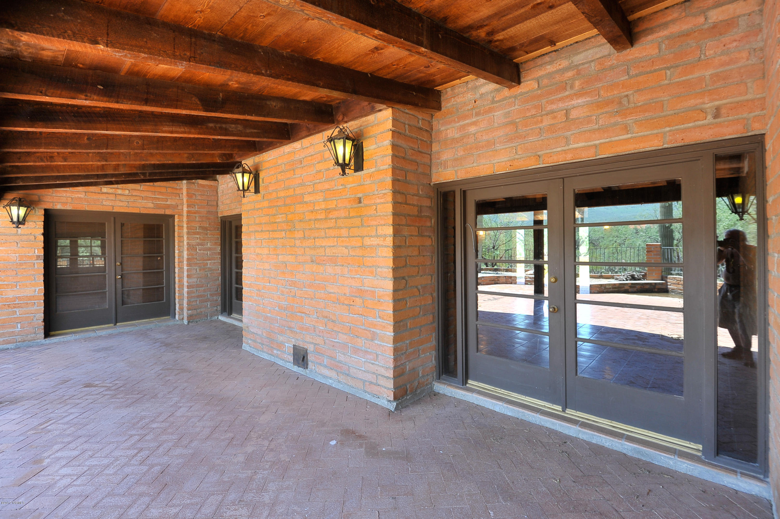 La Cebadilla Estates (1-161) - Residential Lease