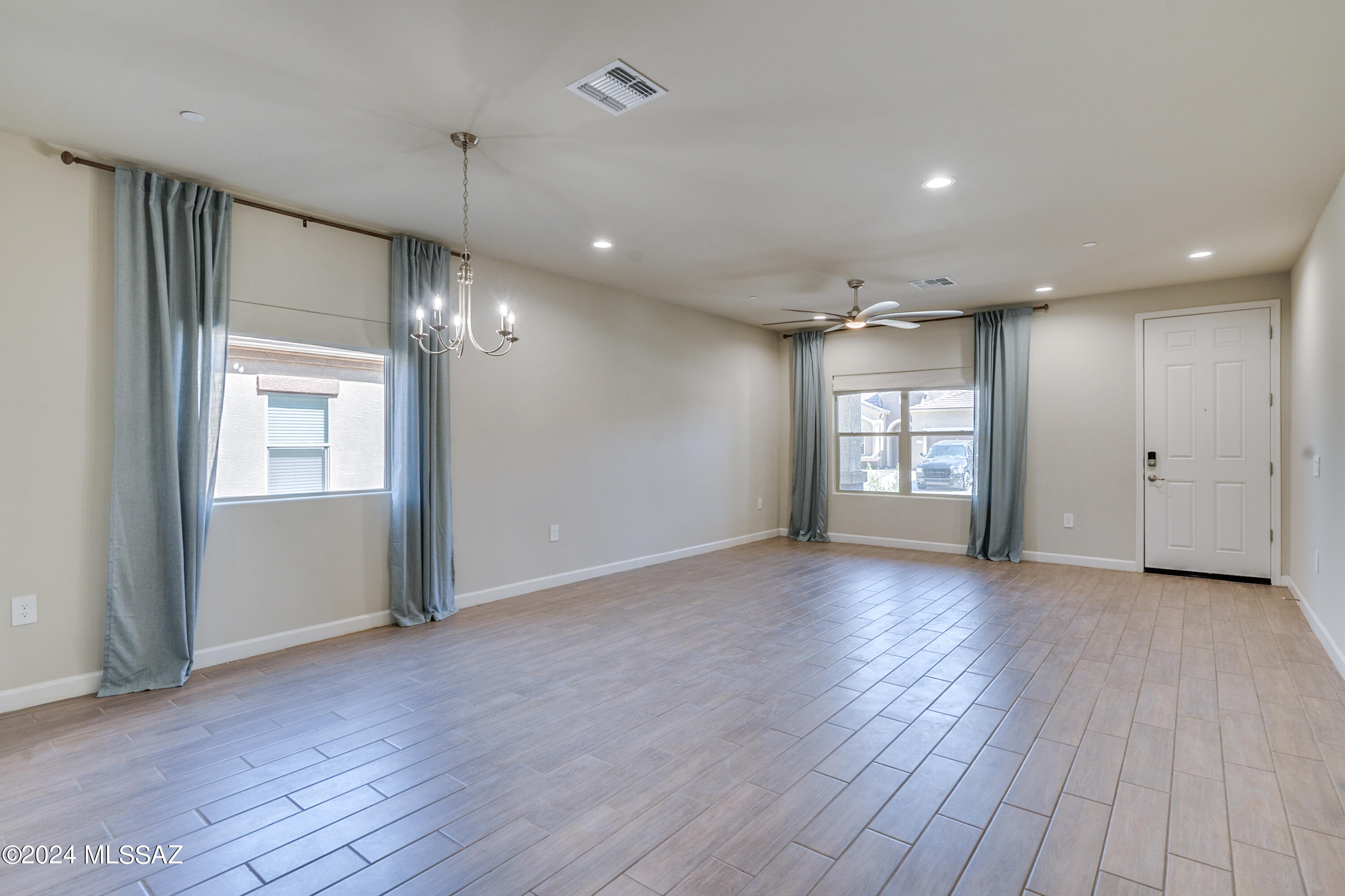 Saguaro Bloom 7A - Residential