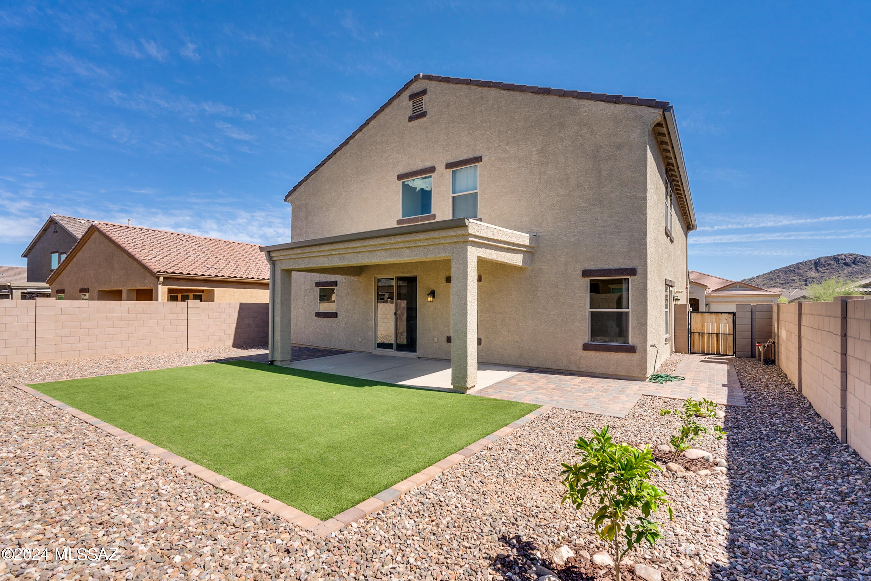 Saguaro Bloom 7A - Residential