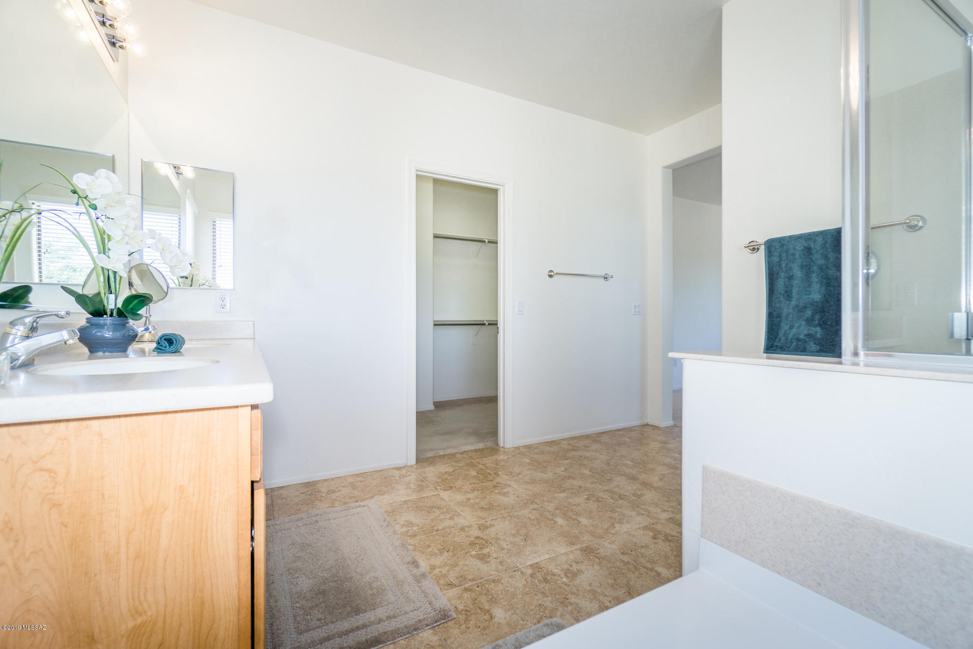 Lago Sereno (1-99) - Residential