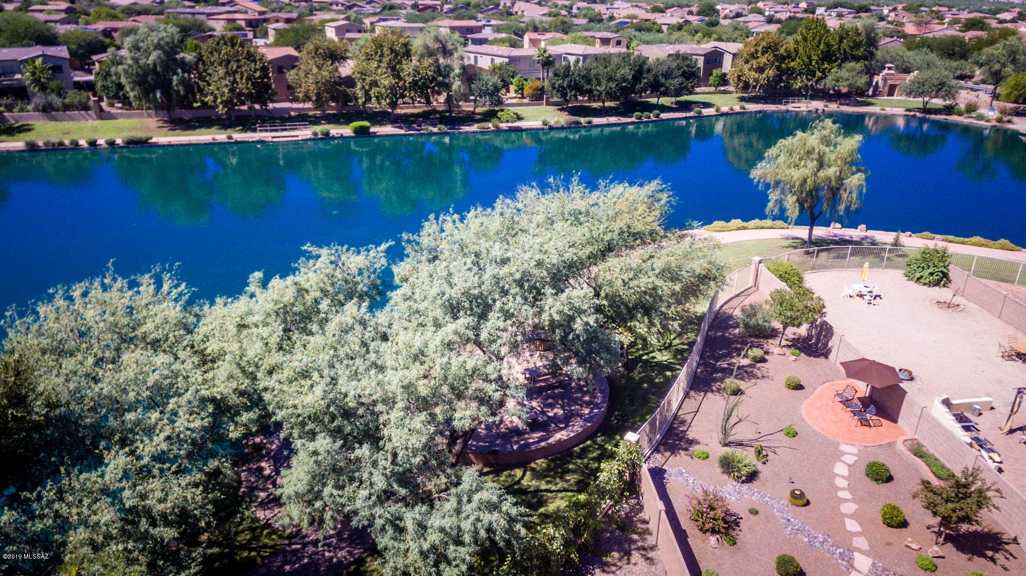 Lago Sereno (1-99) - Residential