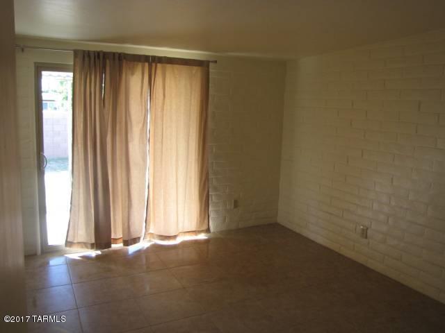 Vista Del Prado NO. 4 (1-39) - Residential Lease