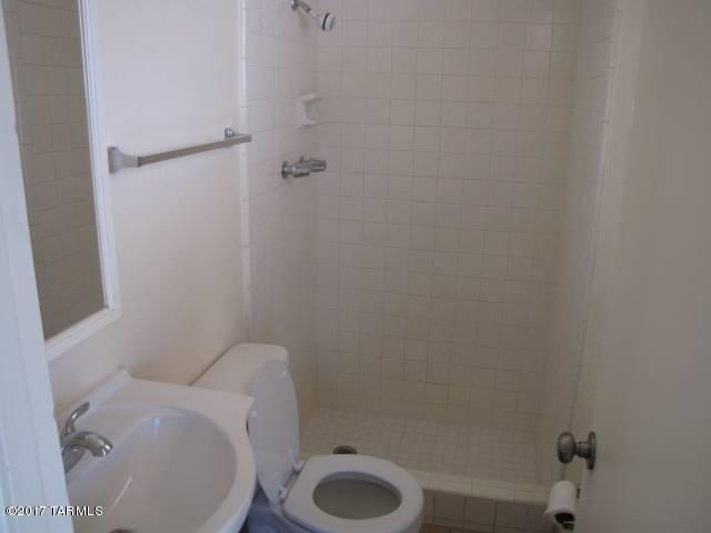 Vista Del Prado NO. 4 (1-39) - Residential Lease