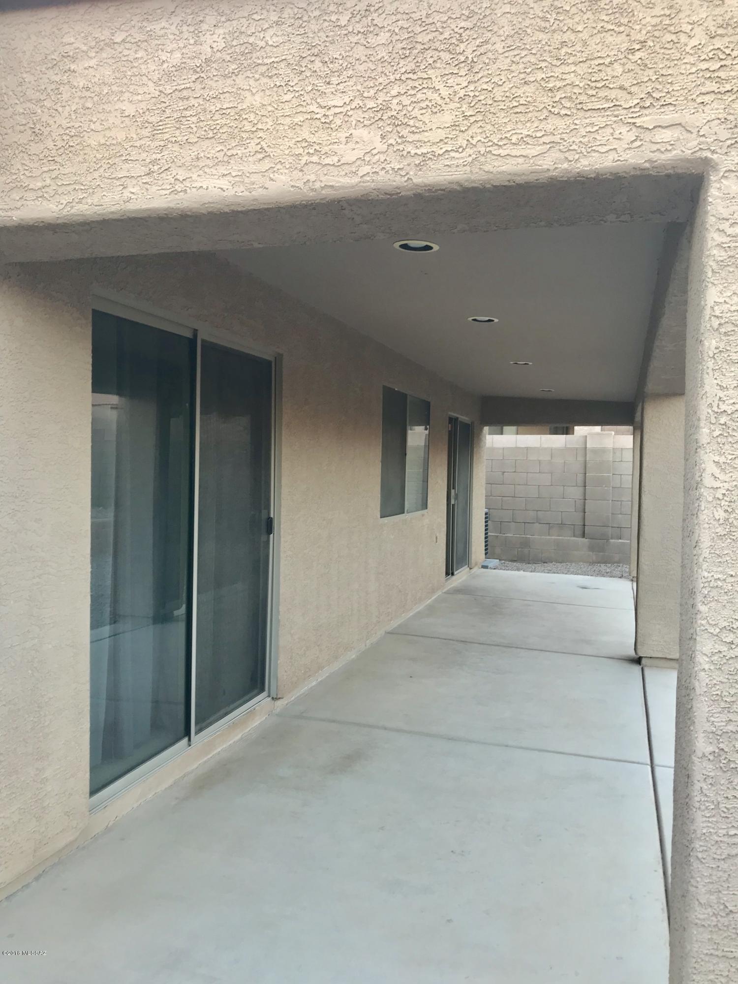 Mountain Manor View - Residential