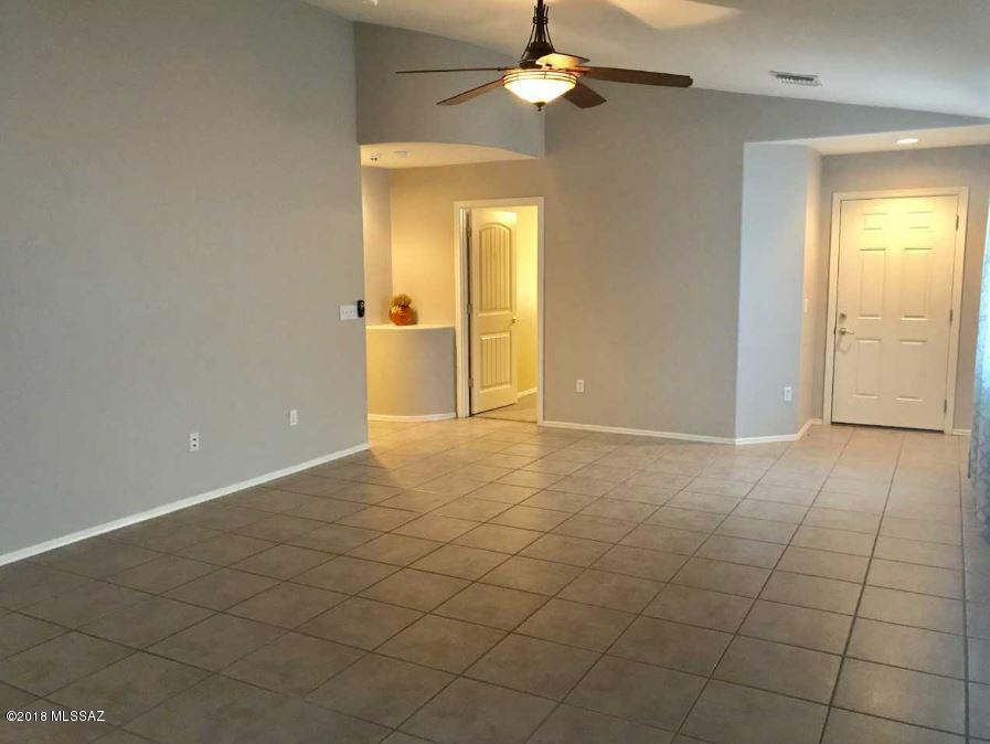 Mountain Manor View - Residential