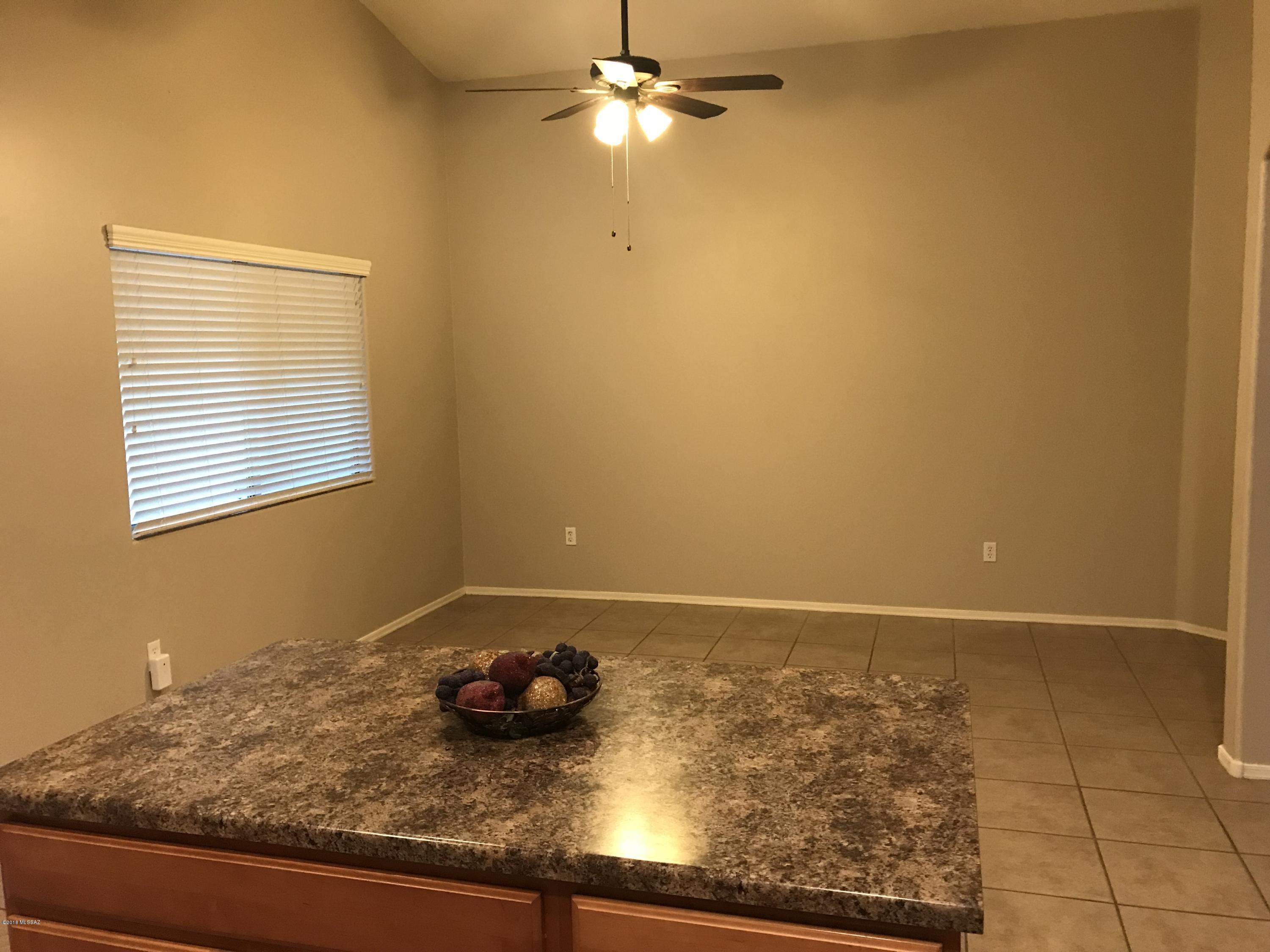 Mountain Manor View - Residential