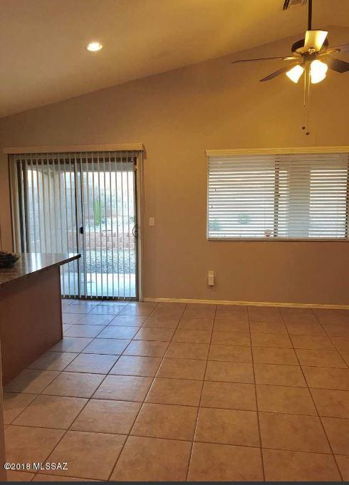 Mountain Manor View - Residential