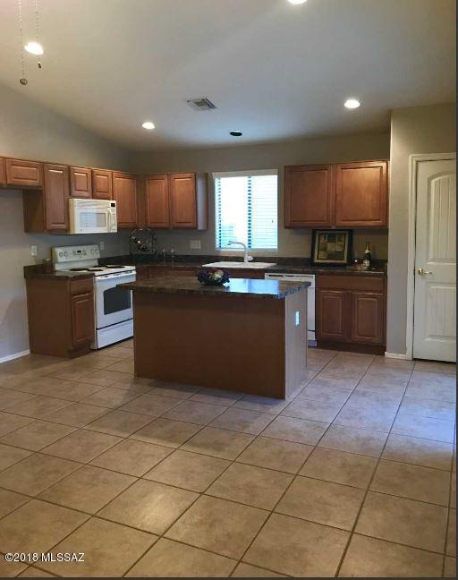 Mountain Manor View - Residential