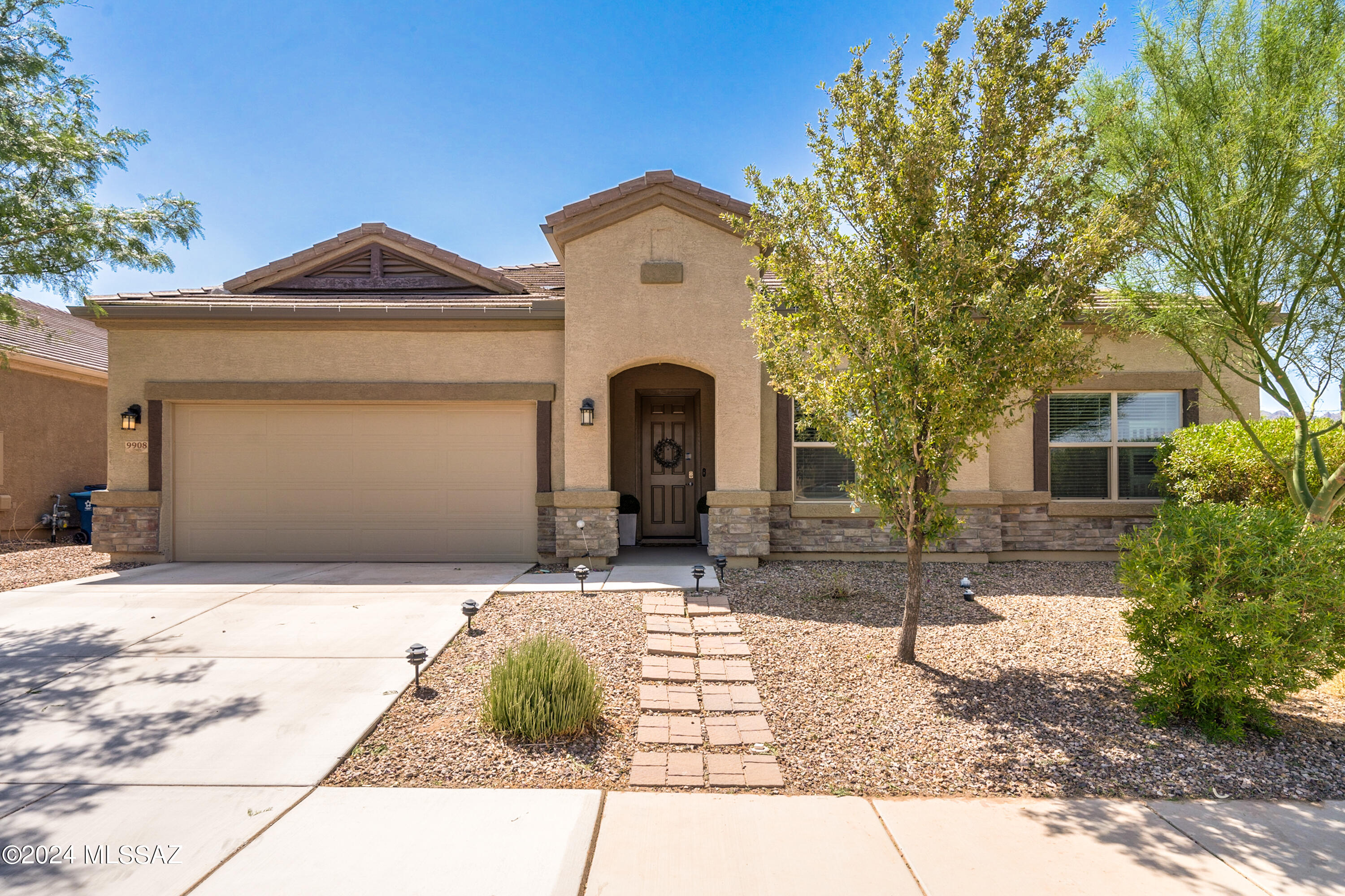 This stunning 4-bedroom, 3-bathroom home with a bonus office offers a perfect blend of style and functionality in the desirable Saguaro Bloom
community. Built in 2020, the thoughtfully designed single-story floor plan features many upgrades including raised ceilings, stacked stone exterior finishes, upgraded tile flooring, and cozy carpet in secondary bedrooms. Upgraded gourmet kitchen shines with high-end appliances and stylish finishes, while the luxurious primary suite offers a serene retreat with extra-large closet. Enjoy beautiful mountain views from the fully landscaped backyard with lush turf. Complete with an oversized garage, extra storage, quality window coverings, and included appliances. Totally move-in ready. Also, seller willing to offer credit toward buyer closing costs!
