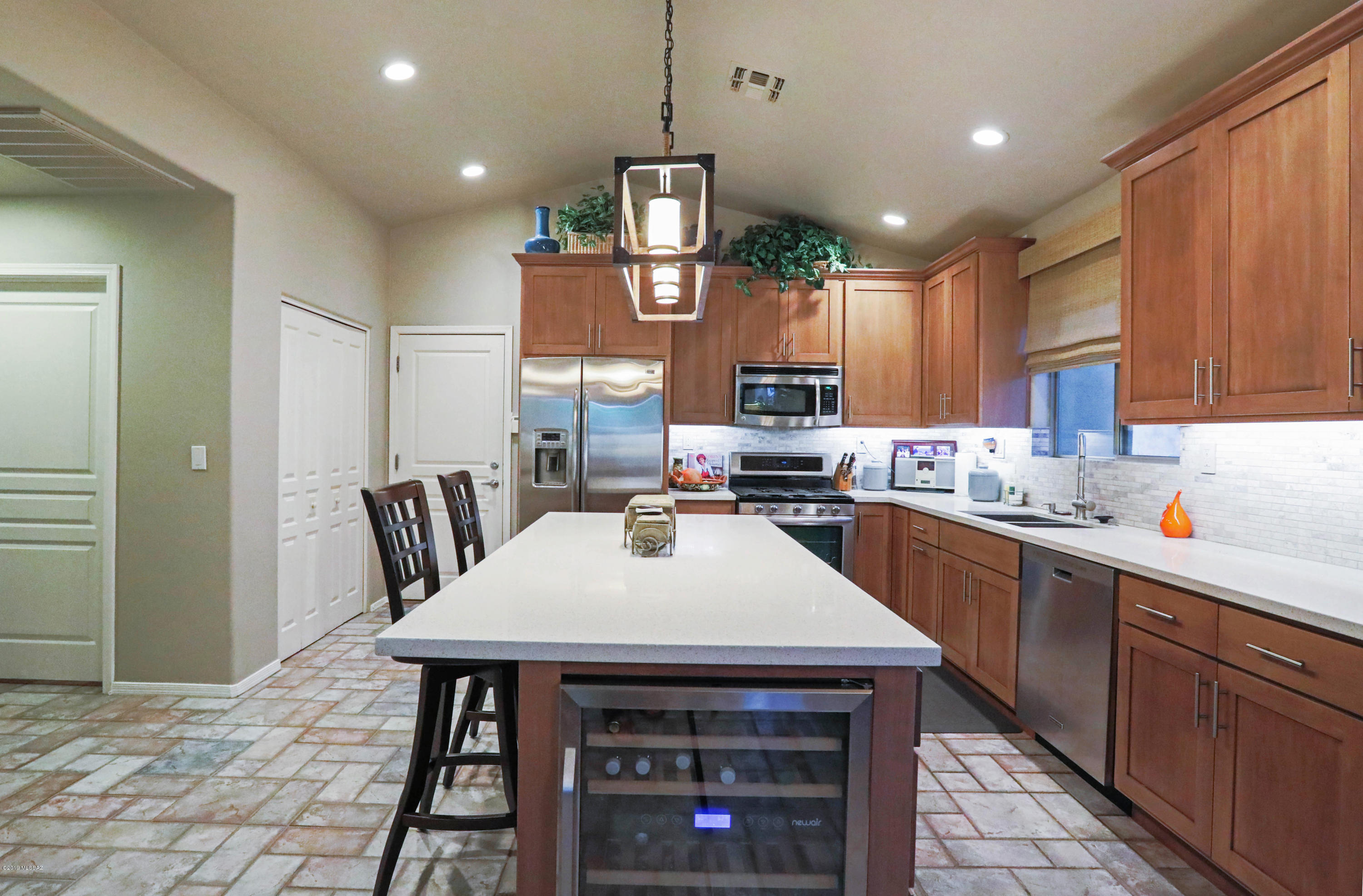 Sabino Mountain (1-290) - Residential