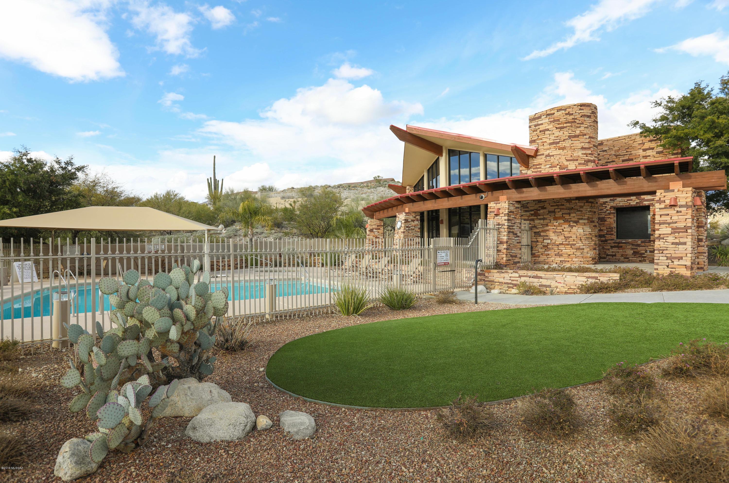 Sabino Mountain (1-290) - Residential