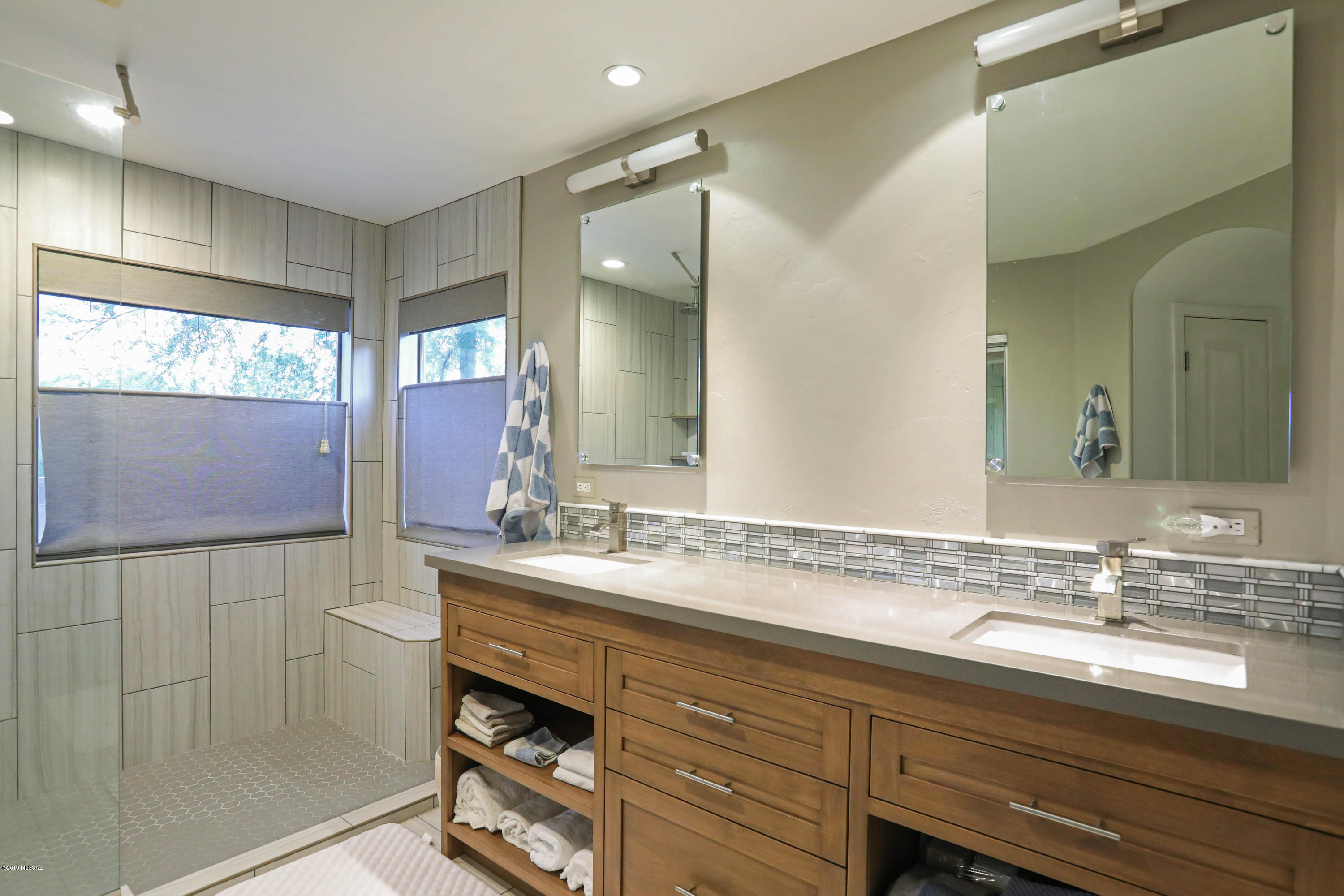Sabino Mountain (1-290) - Residential