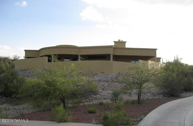 Built in 2005. Enjoy mountain views from this fabulous custom home in gated Coyote Pass (Starr Pass Community).  Chef's kitchen features stainless KitchenAid appliances & granite countertops. Greatroom floor plan with travertine flooring throughout, split bedroom layout, spacious master suite offers Jacuzzi tub. Private pool & spa (service included), large covered patio & three car garage.Pets subject to approval. ***RENTAL RATES REFLECT A $45 CONCESSION FOR TENANT'S AGREEMENT TO CHANGE HVAC FILTERS MONTHLY. RENTAL RATES ARE $45/MO HIGHER THAN STATED W/O CONCESSION***