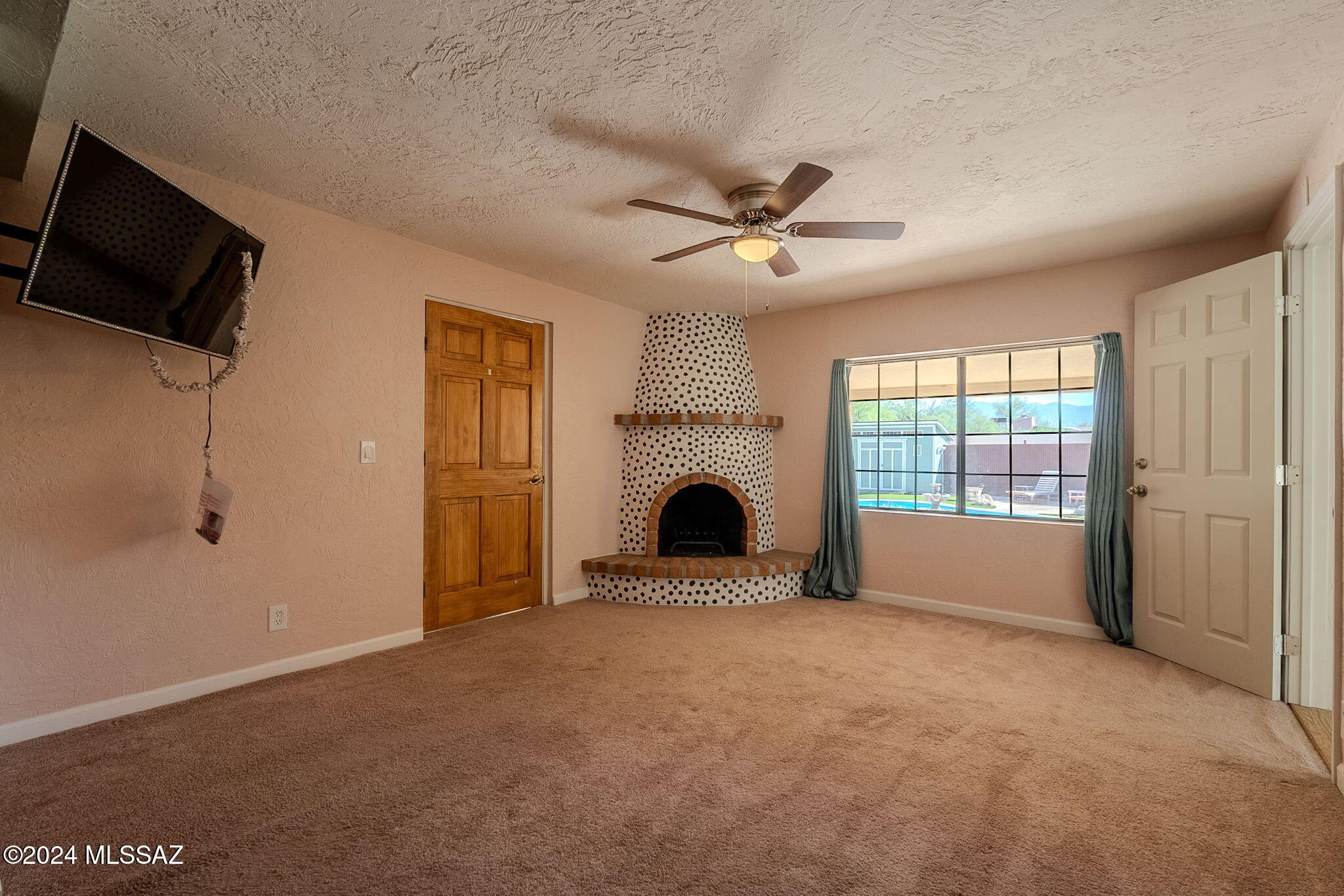 Rancho Sierra (147-298) - Residential