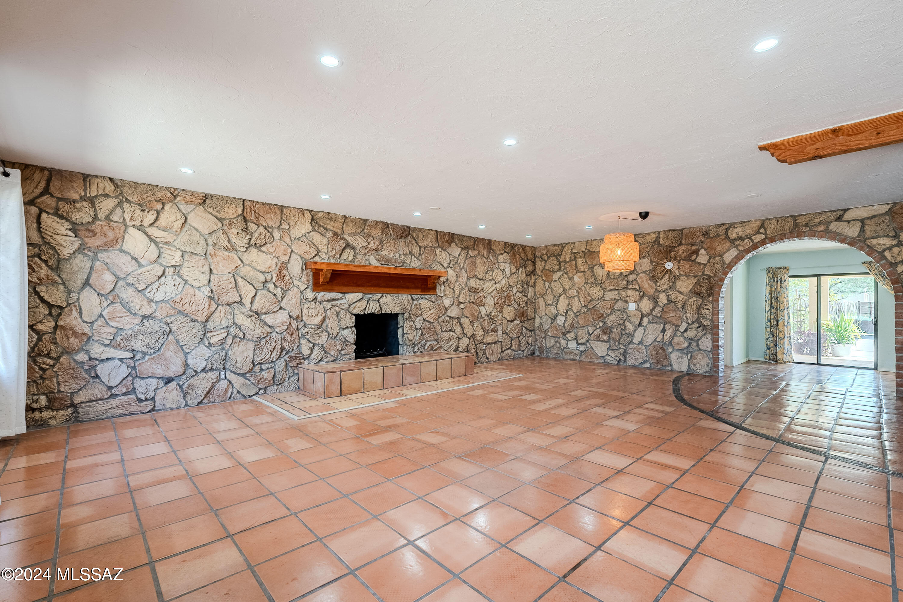 Rancho Sierra (147-298) - Residential