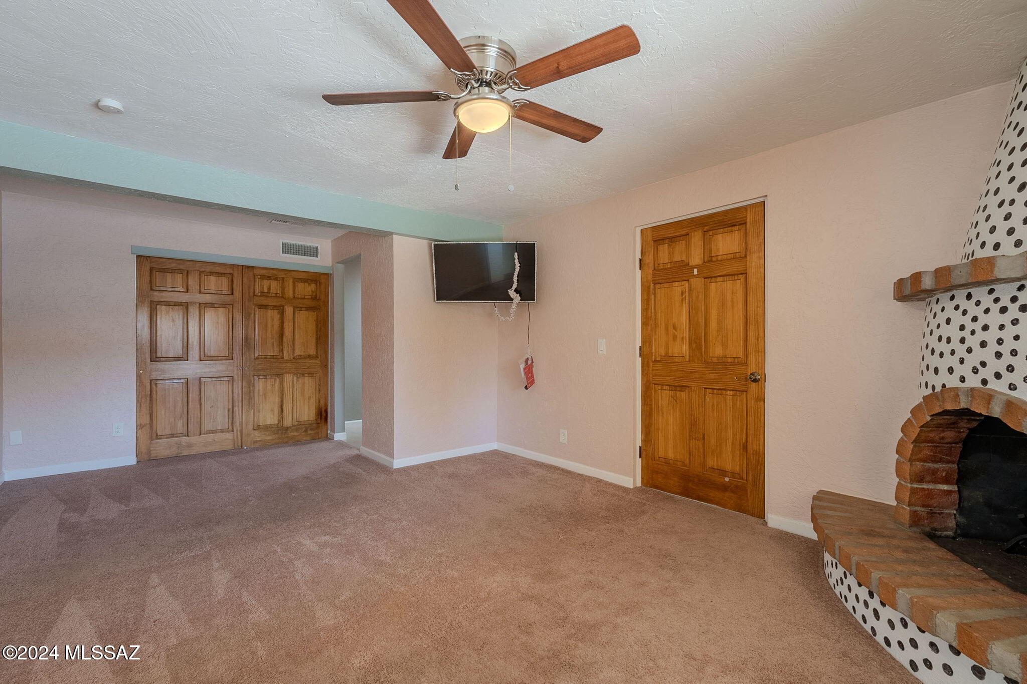 Rancho Sierra (147-298) - Residential