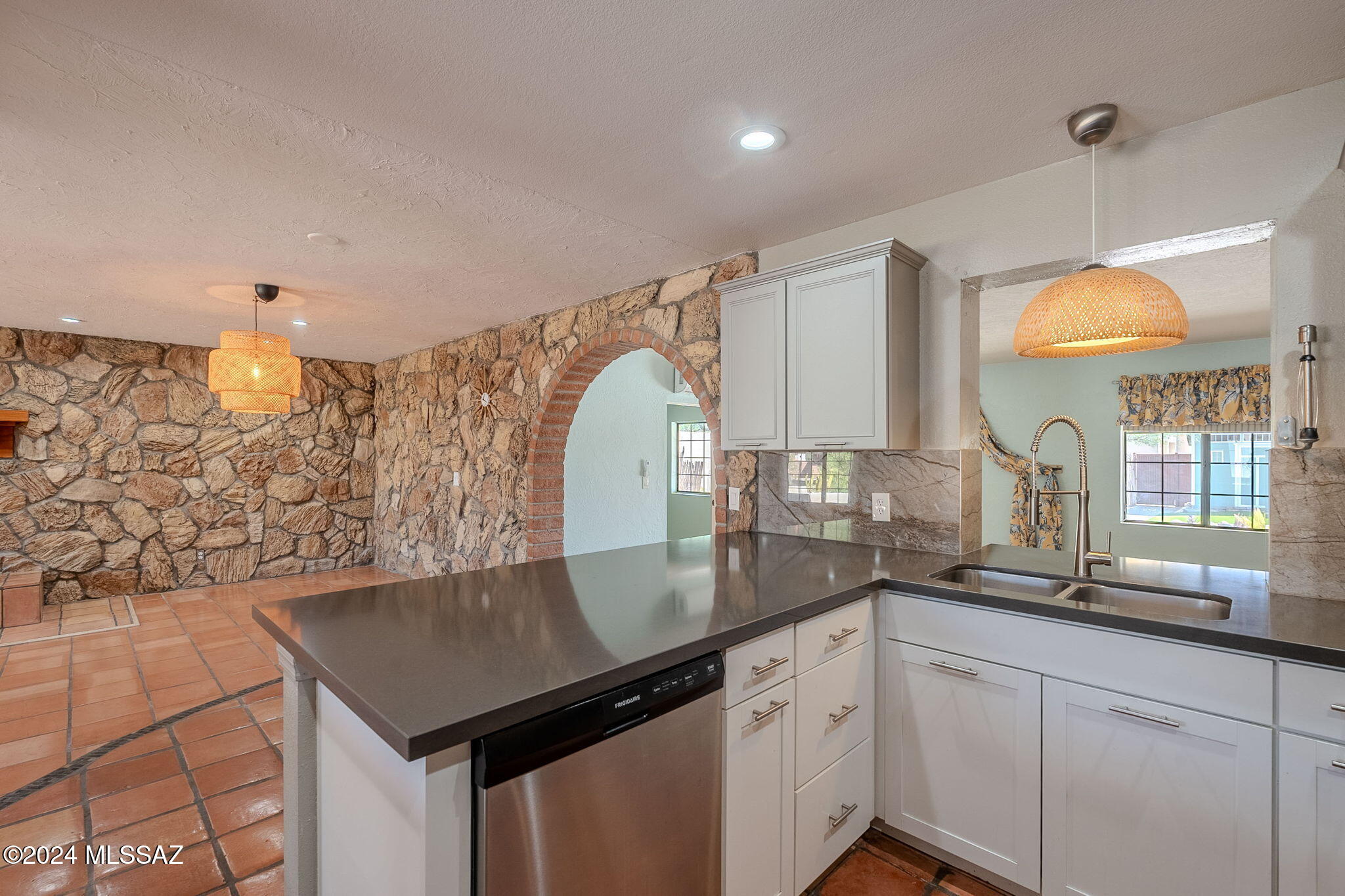 Rancho Sierra (147-298) - Residential