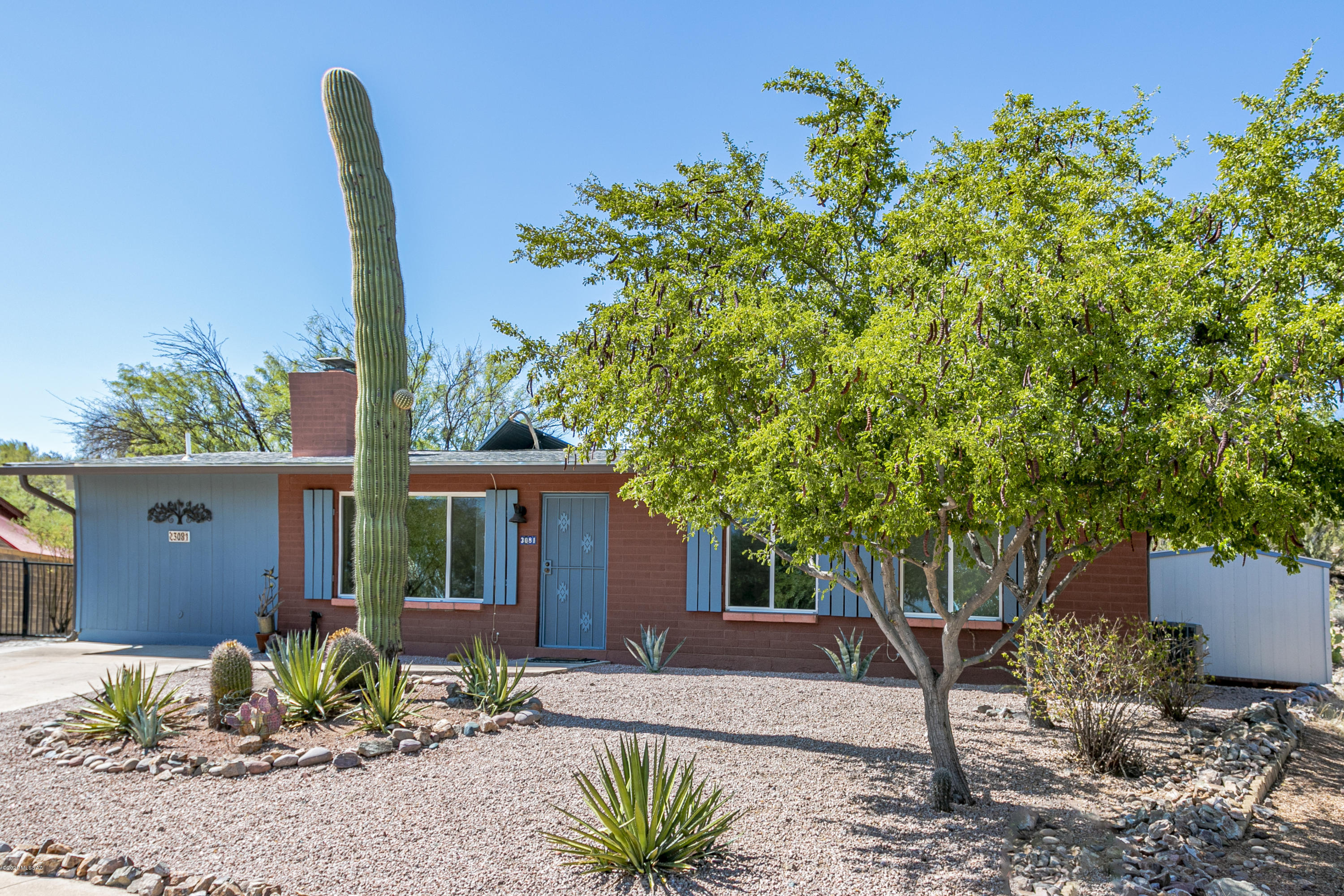 Fantastic location bordering acres of common area.  Massive rear porch with room to enjoy the views & fire pit. Remodel to include creating open space and dining area.  Upgraded lighting counter tops.  Beautifully maintained and rarely lived in by current owners. Dining room could be a 4th bedroom.  Great room, breakfast bar to kitchen sweet fireplace - just as open yet cozy as can be.  The property is sold un-furnished however personal property could be purchased under separate Bill of Sale.
 
SELLER IS UNDER FIRPTA REQUIREMENTS AND WILL ONLY ACCEPT CONTRACTS FROM INDIVIDUALS WHO WILL PURCHASE PROEPRTY AS OWNER OCCUPIED OR SECOND HOME.  NO INVESTOR SALES. View www.tpw3.org HOA aweso