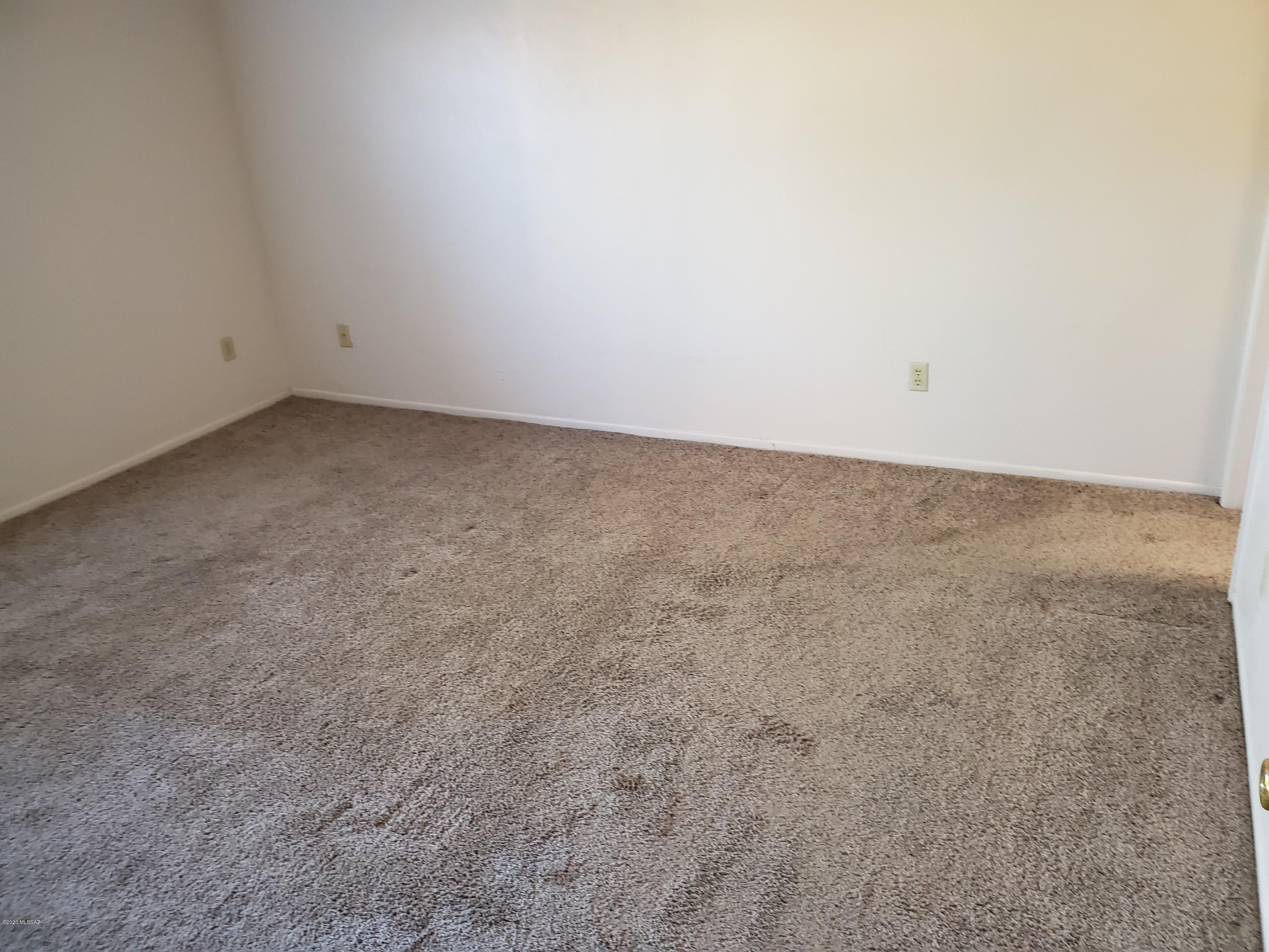 New Tucson Unit NO. 23 (140-261) - Residential Lease