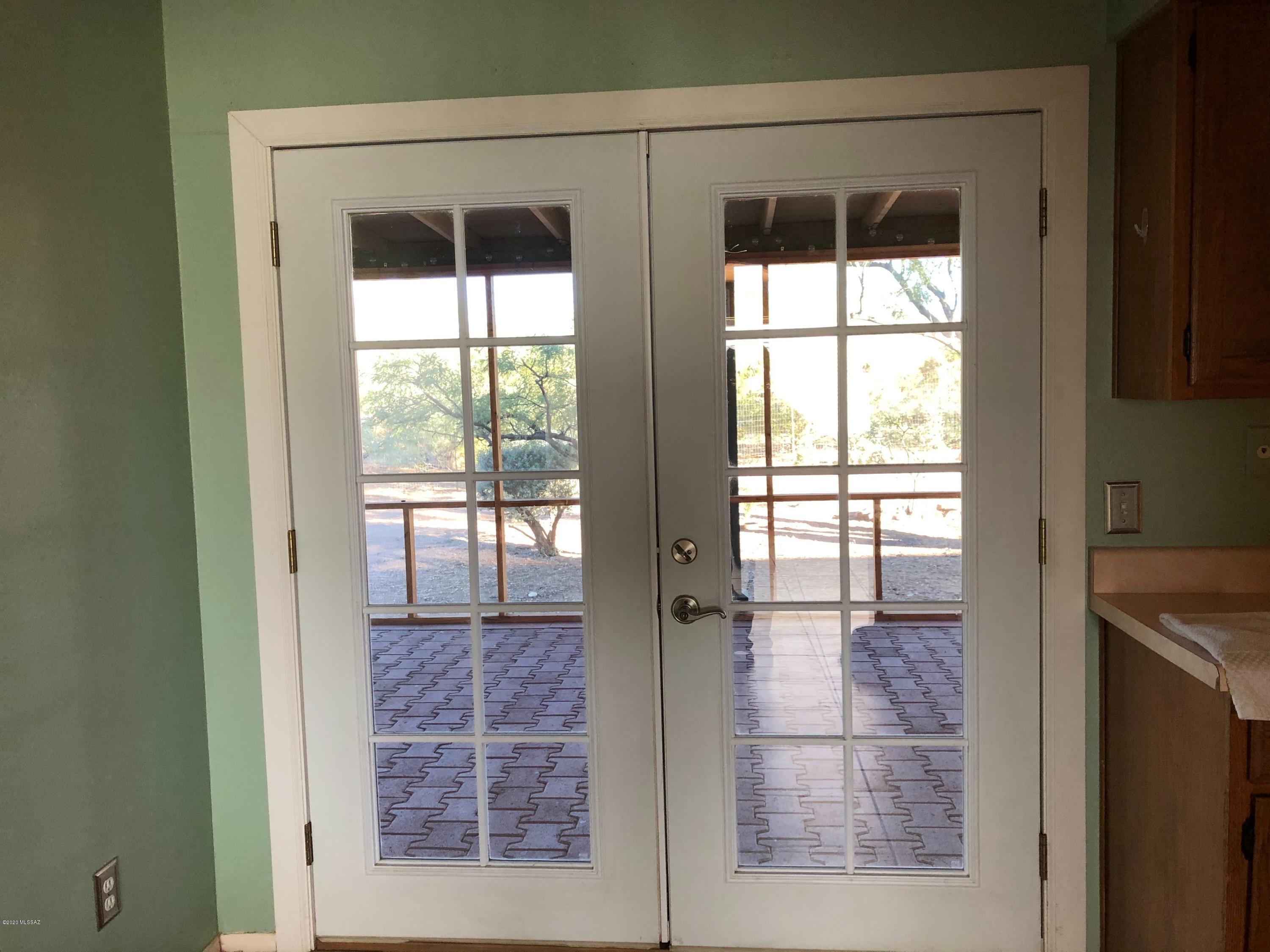 New Tucson Unit NO. 23 (140-261) - Residential Lease
