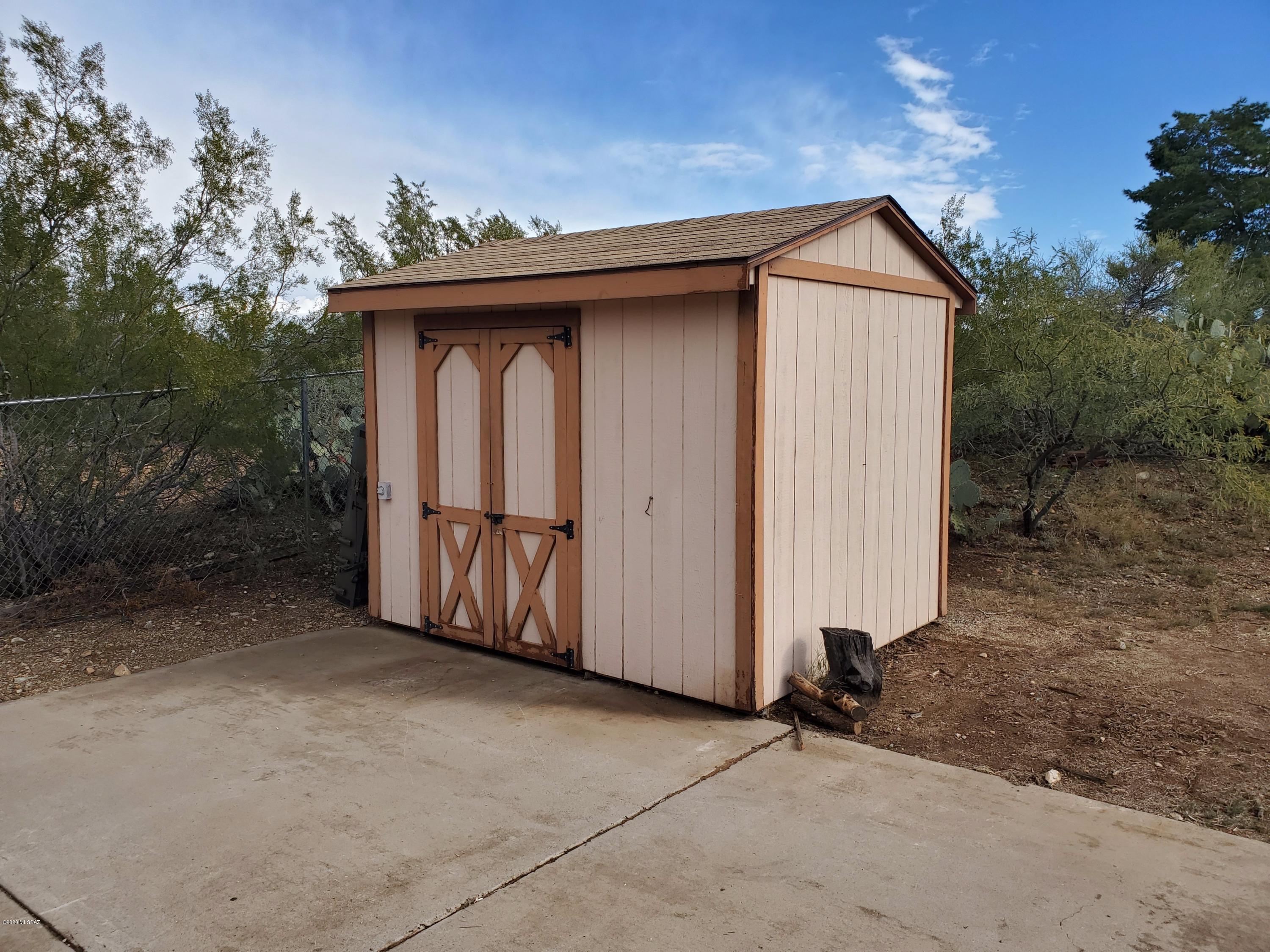 New Tucson Unit NO. 23 (140-261) - Residential Lease