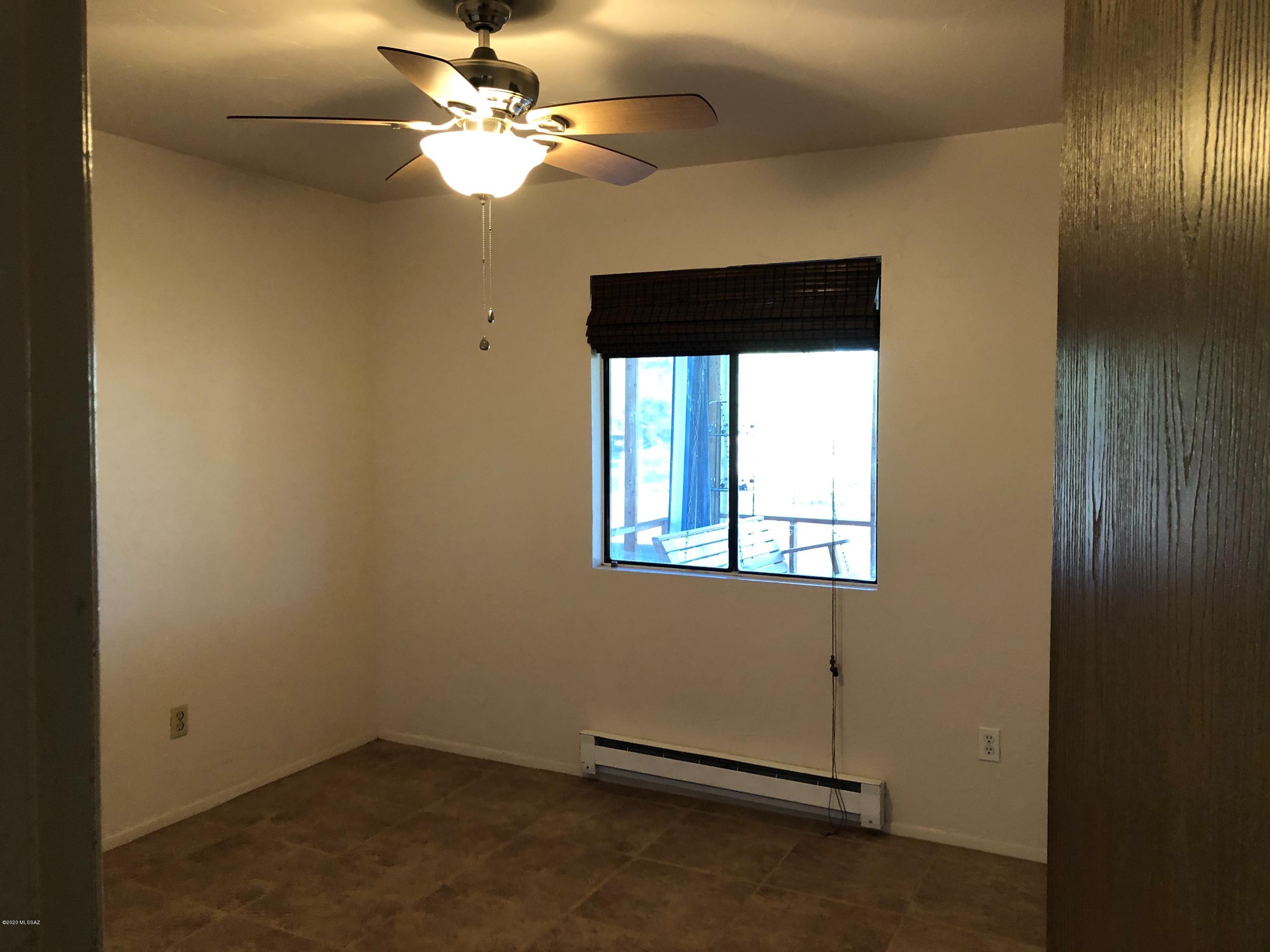 New Tucson Unit NO. 23 (140-261) - Residential Lease