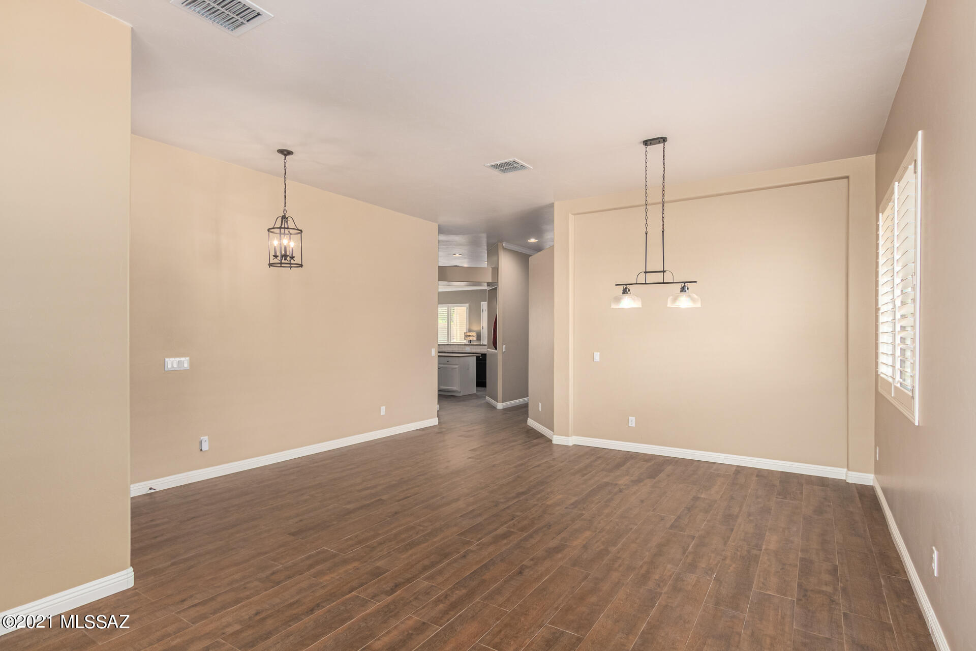 Continental Reserve Blk. 14 (1-82) - Residential
