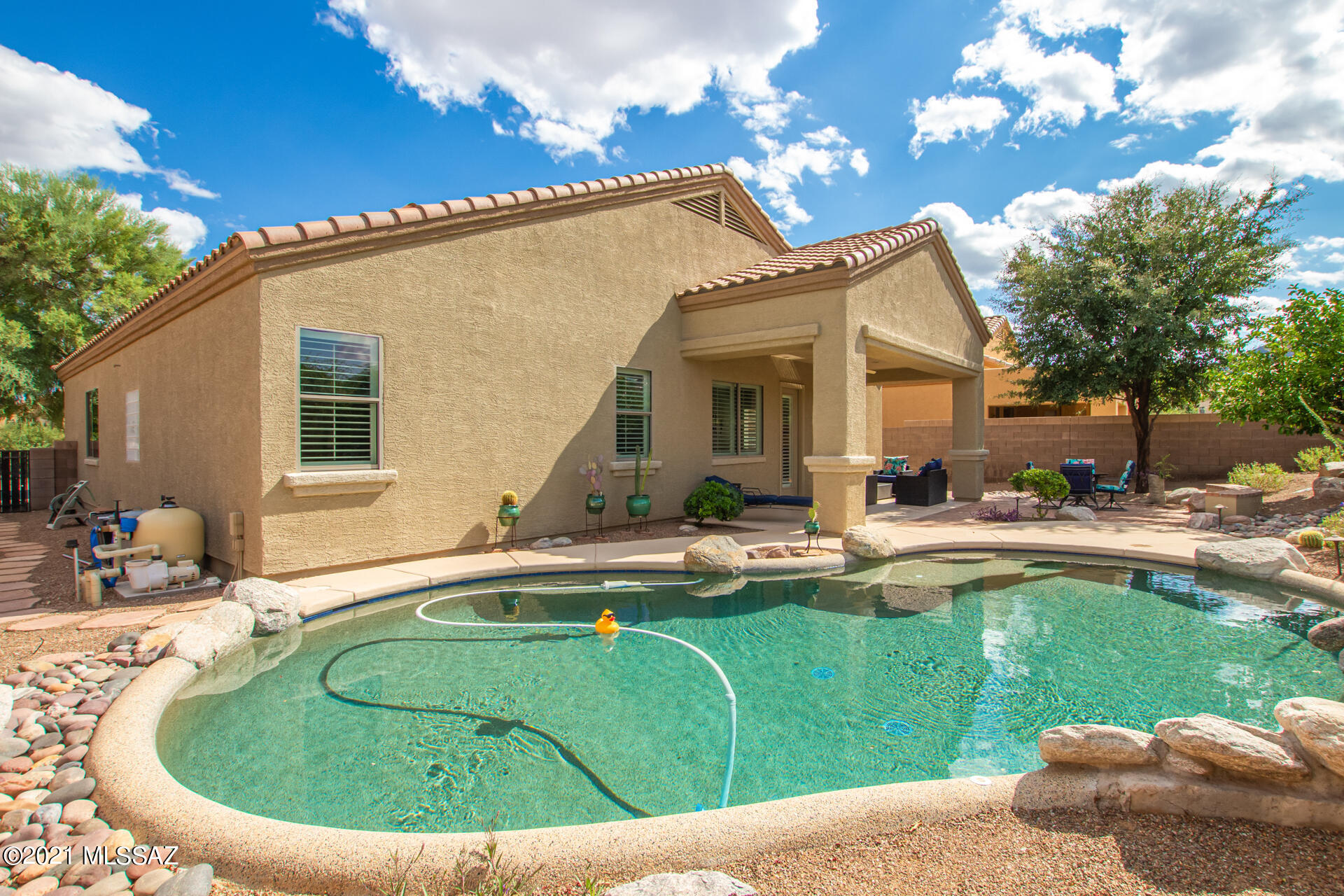 Continental Reserve Blk. 14 (1-82) - Residential